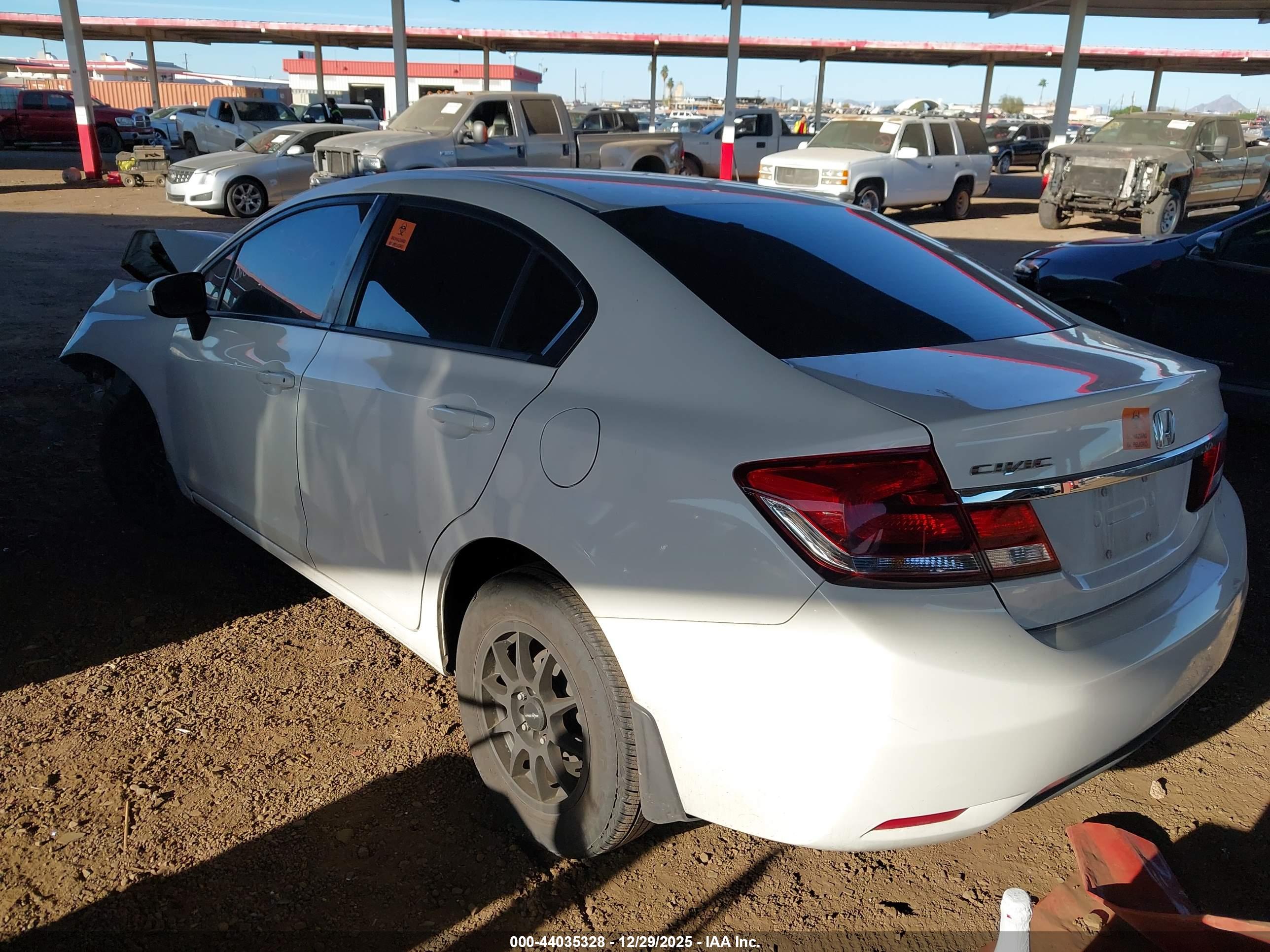 HONDA CIVIC image 3