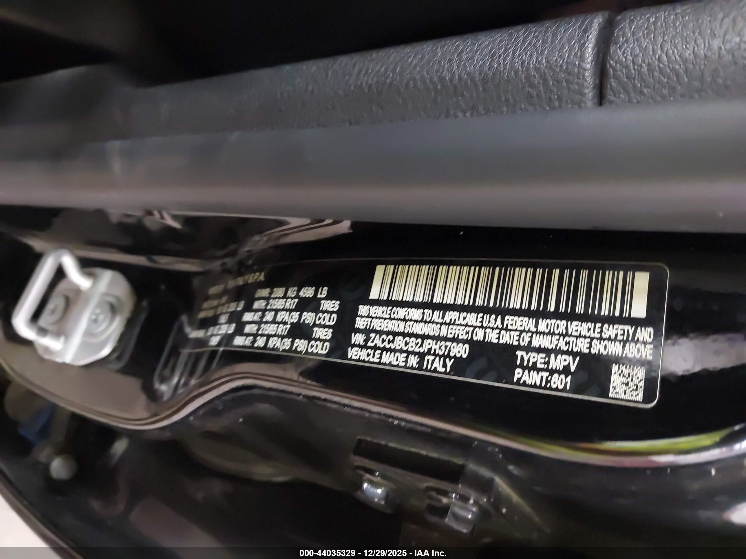 JEEP RENEGADE image 9