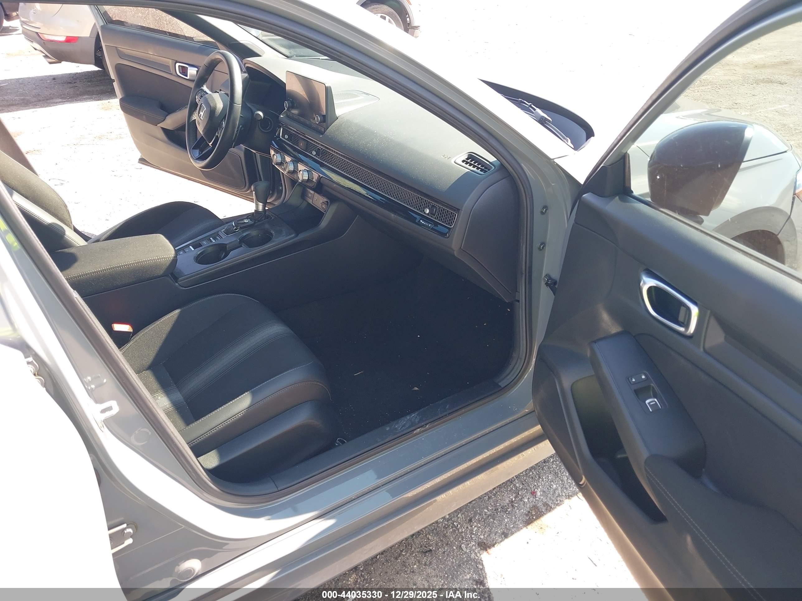 HONDA CIVIC image 5