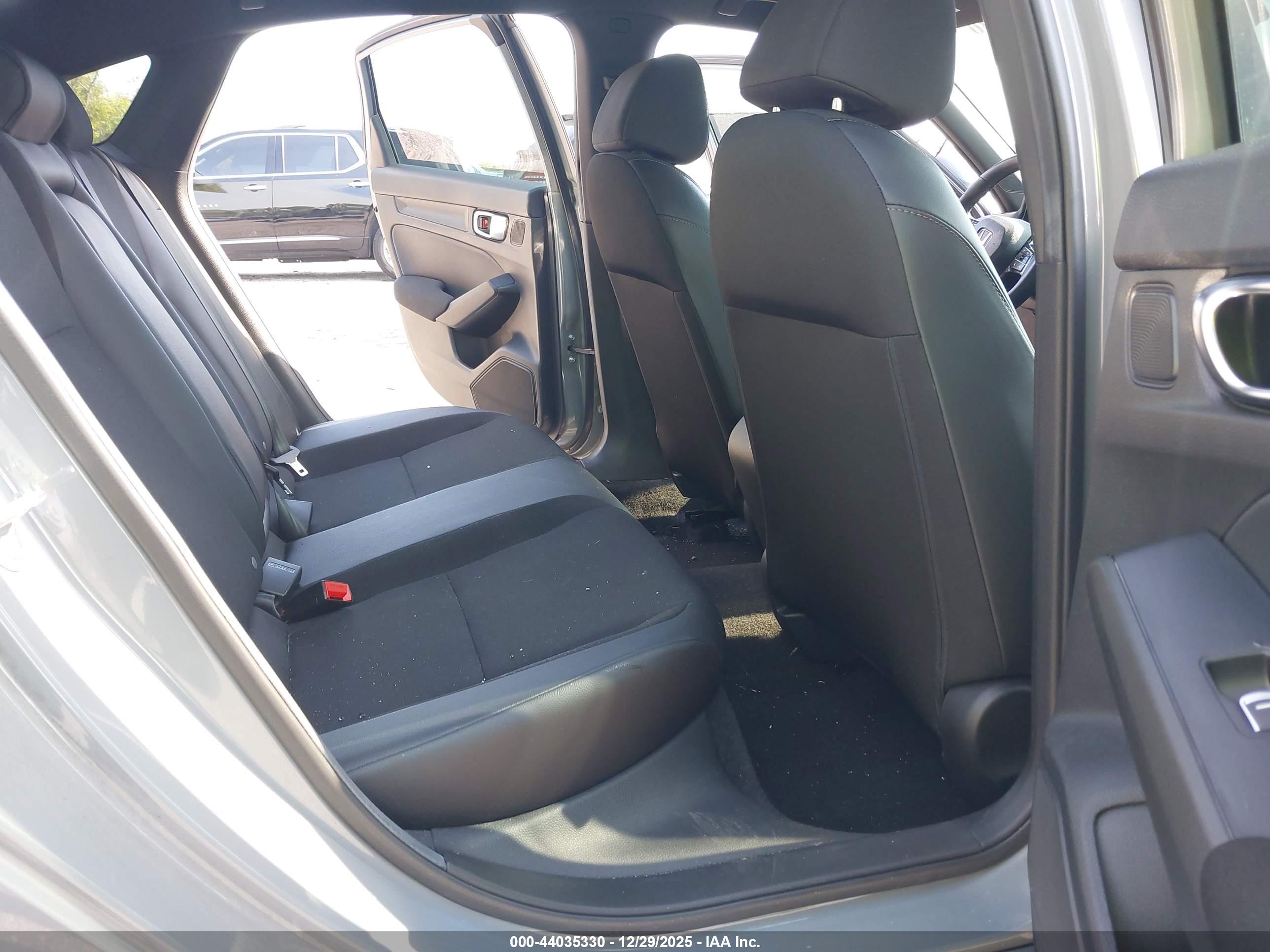 HONDA CIVIC image 8