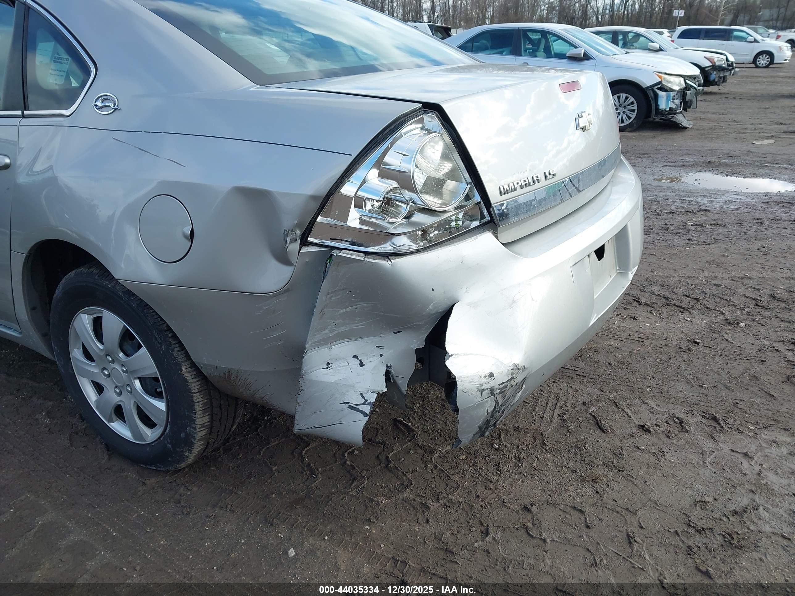CHEVROLET IMPALA image 6