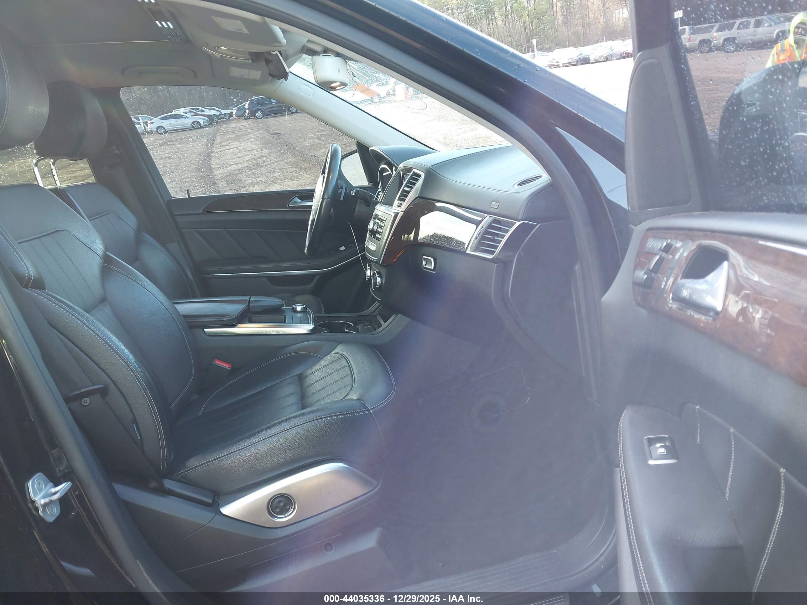MERCEDES-BENZ GL image 5