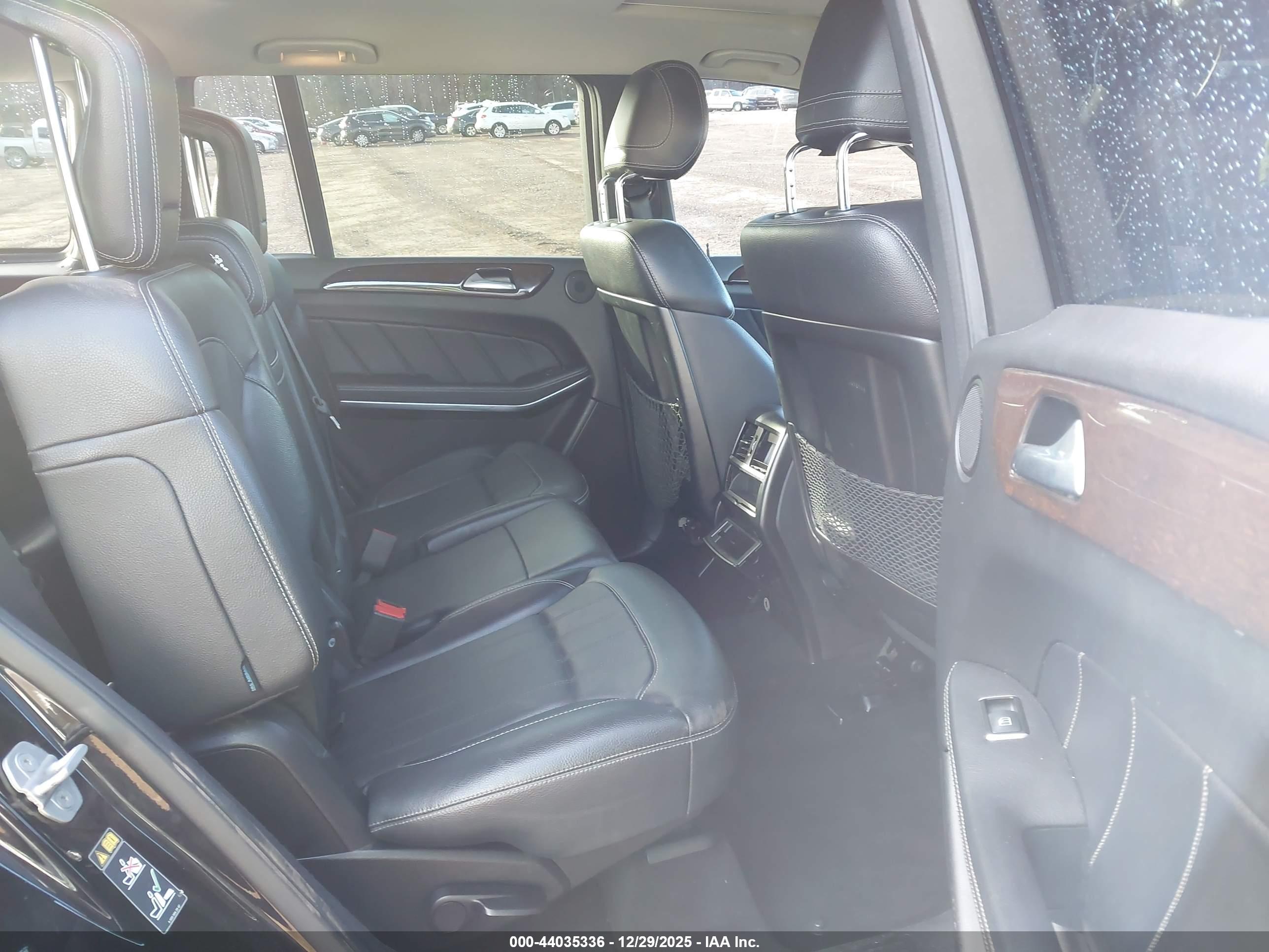 MERCEDES-BENZ GL image 8