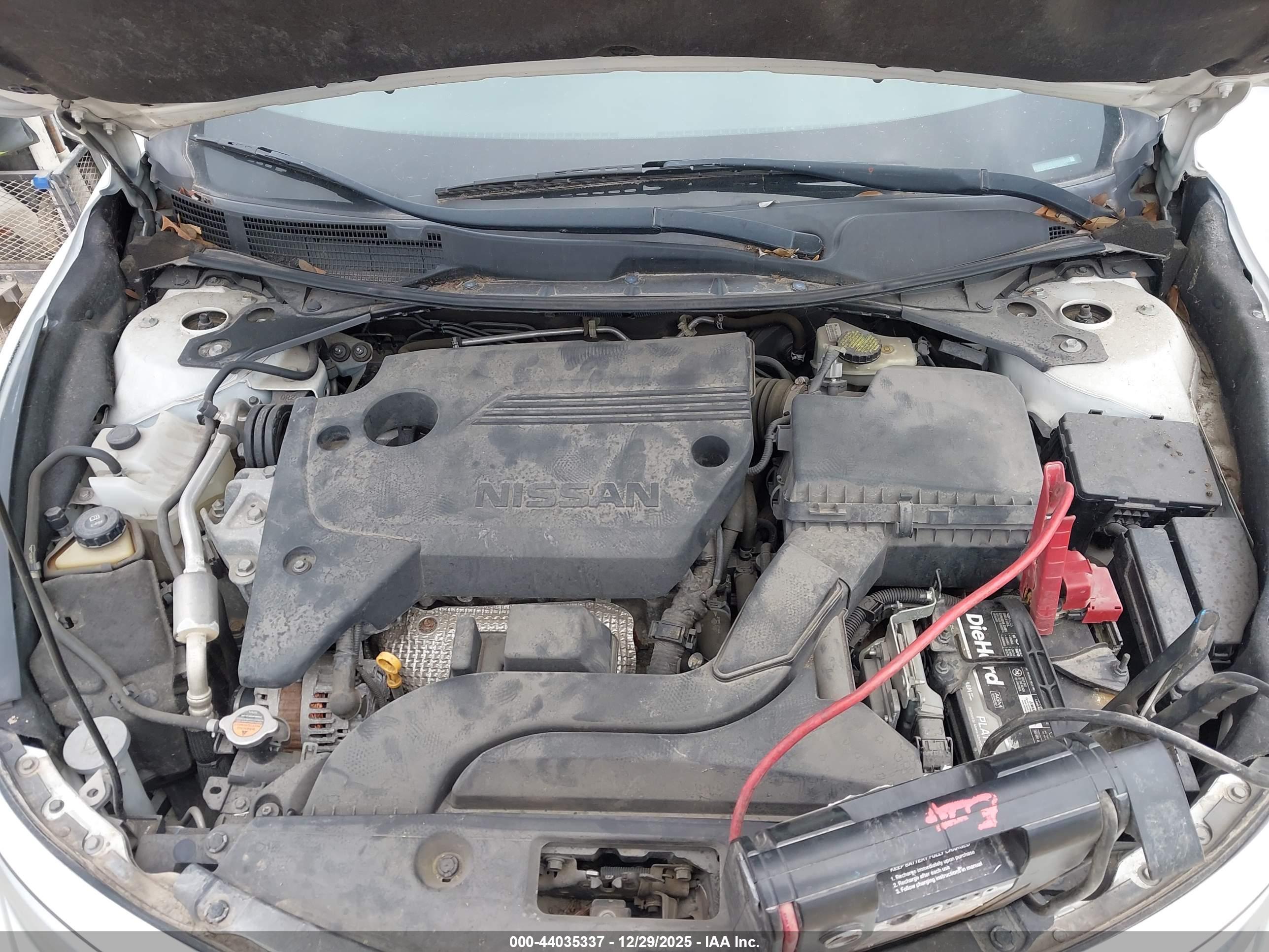 NISSAN ALTIMA image 10