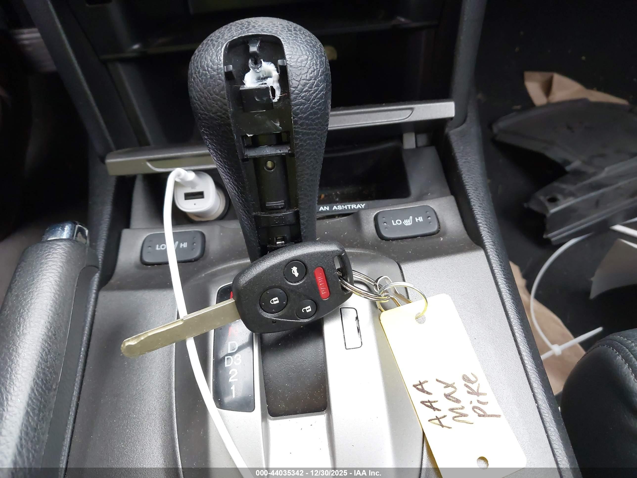HONDA ACCORD image 11