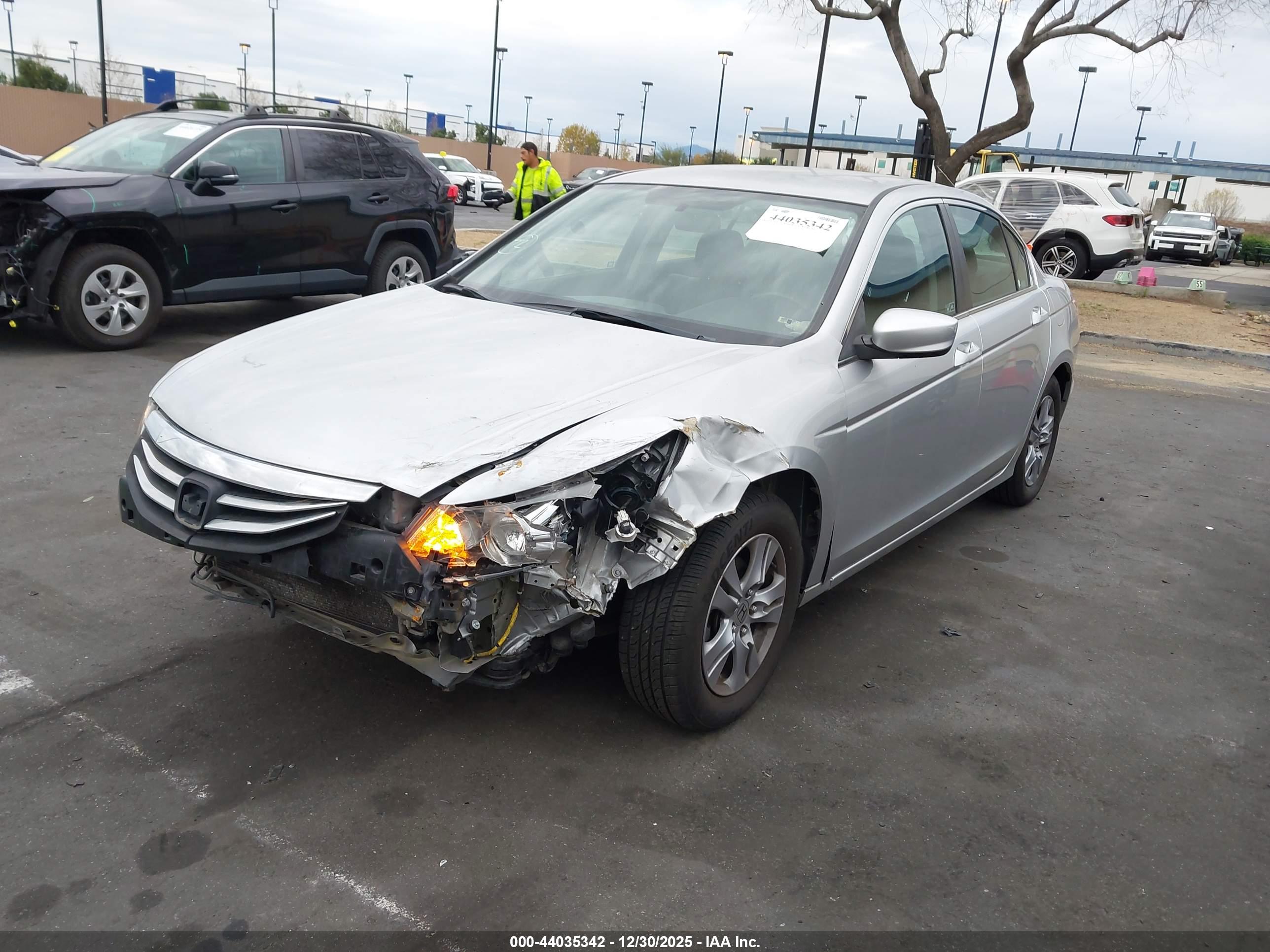 HONDA ACCORD image 2