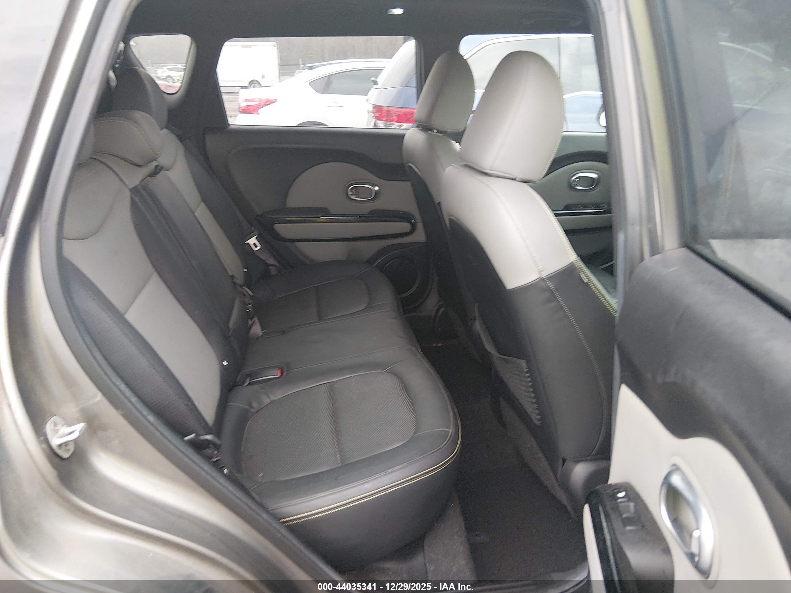 KIA SOUL image 8