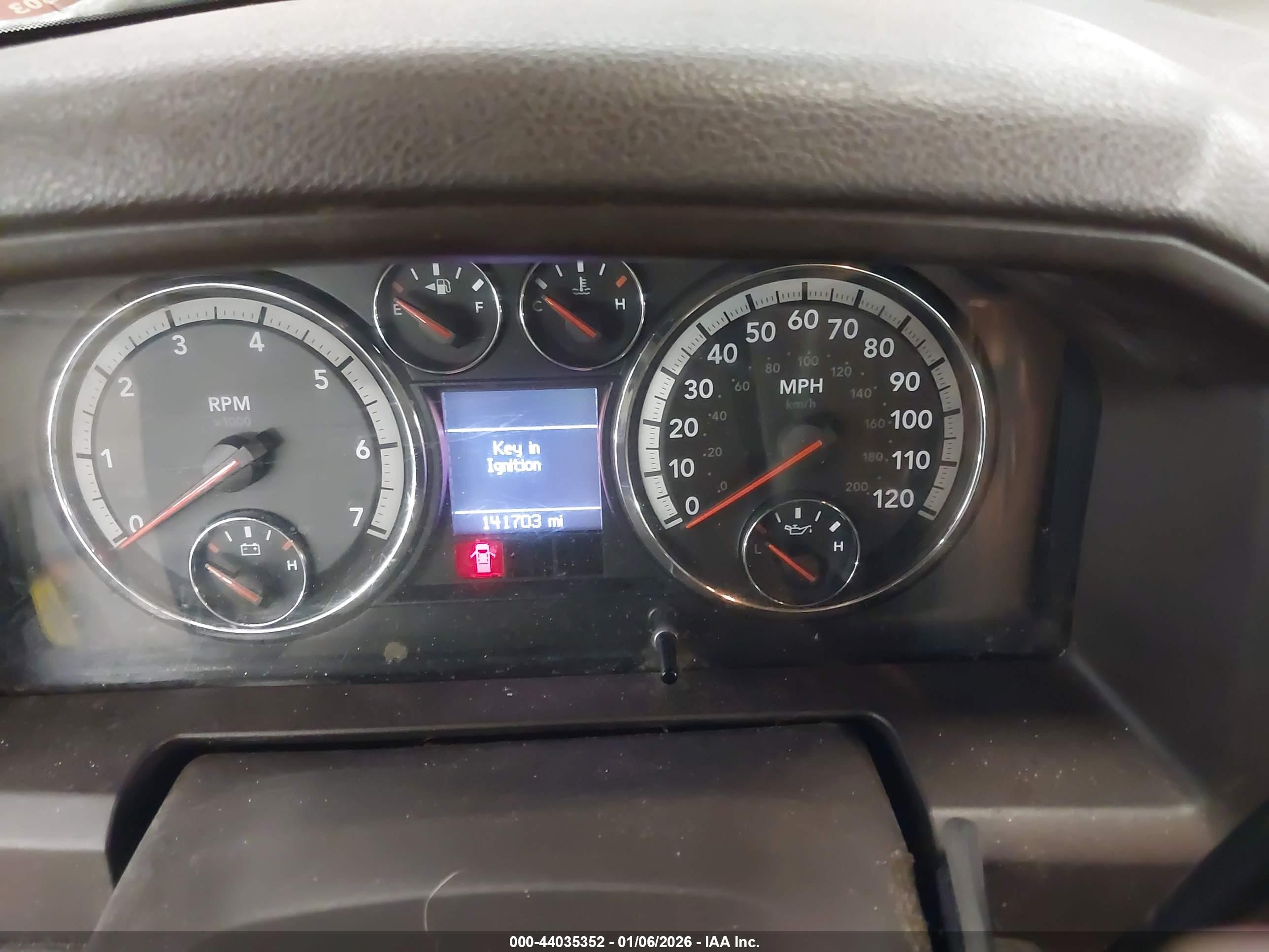 DODGE RAM image 7