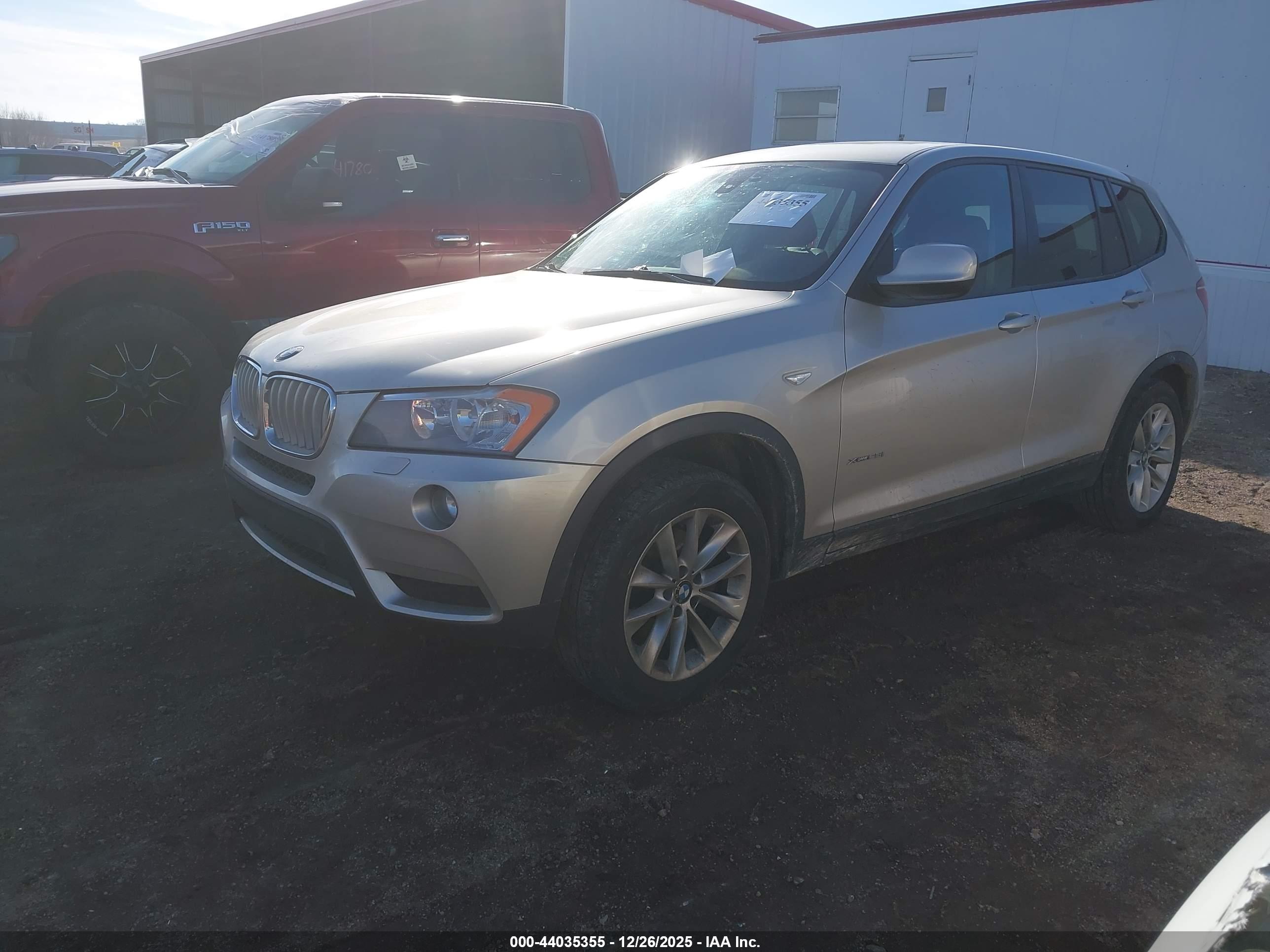 BMW X3 image 2