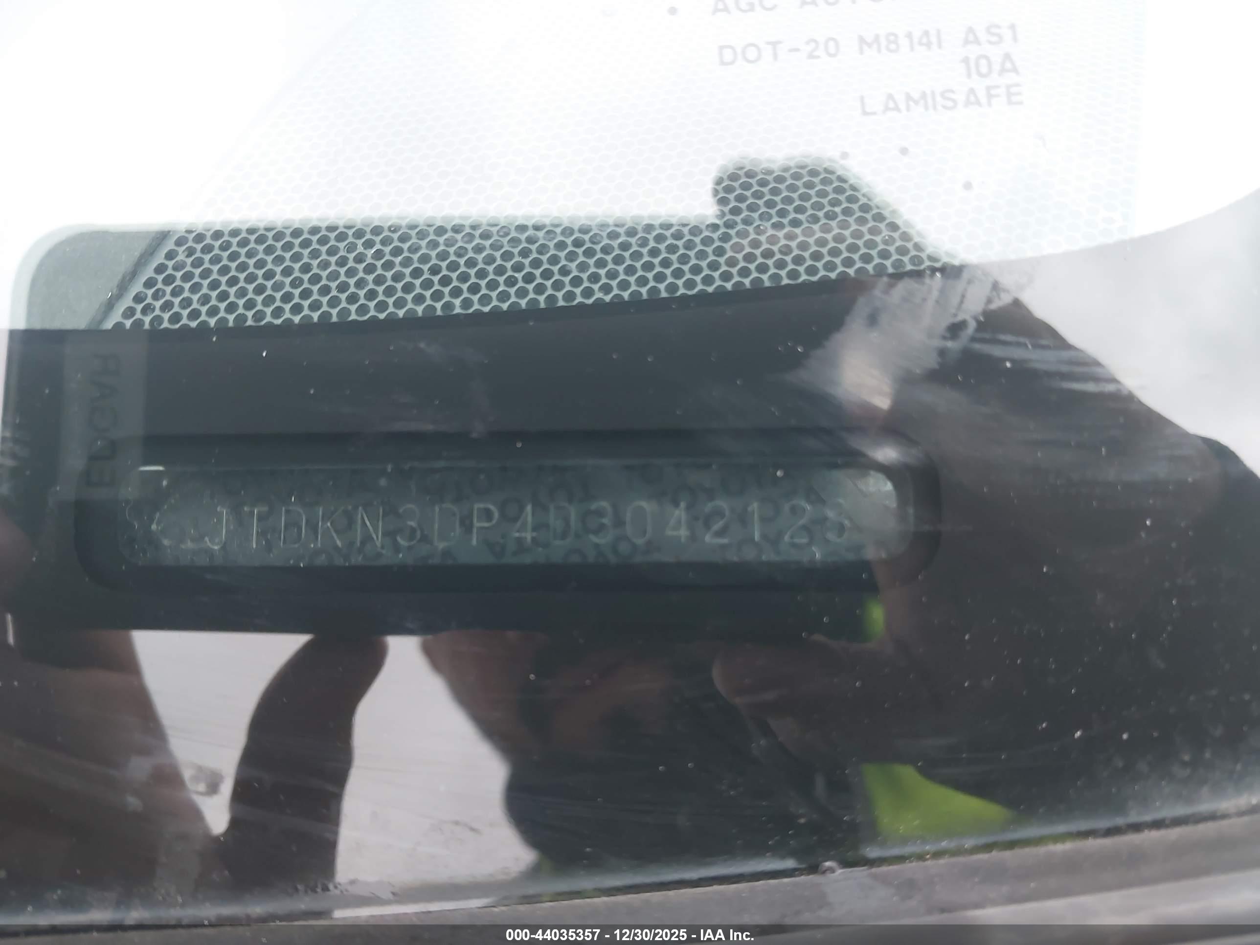 TOYOTA PRIUS image 9