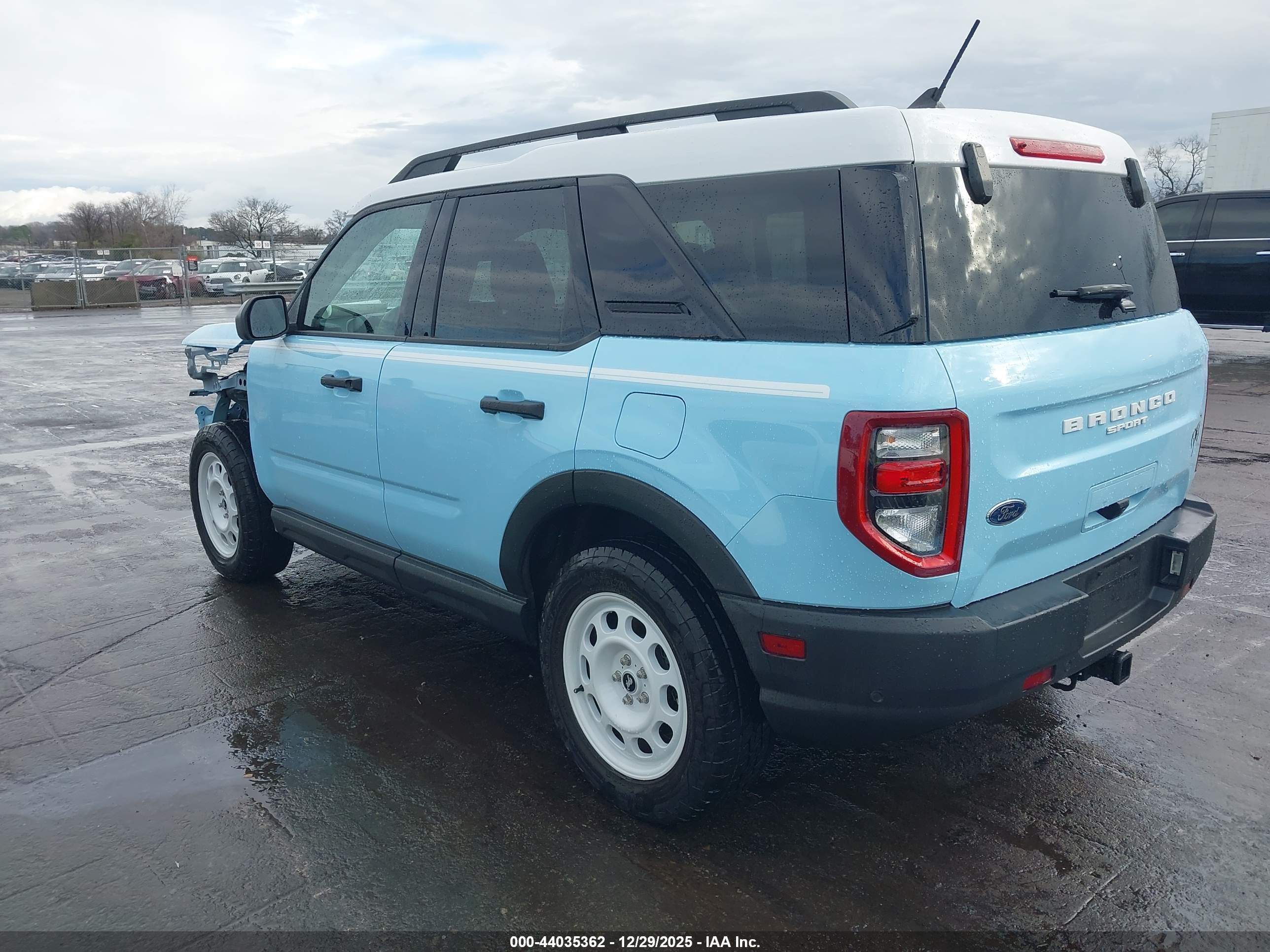 FORD BRONCO image 3