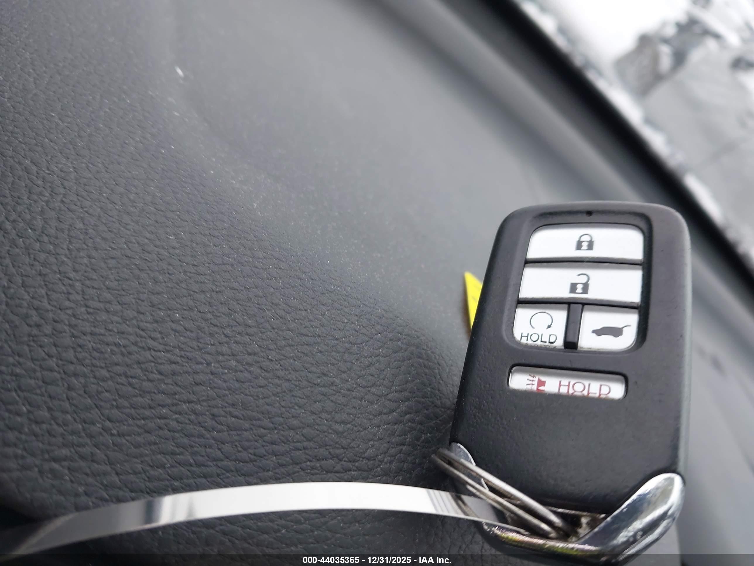 HONDA CR-V image 11