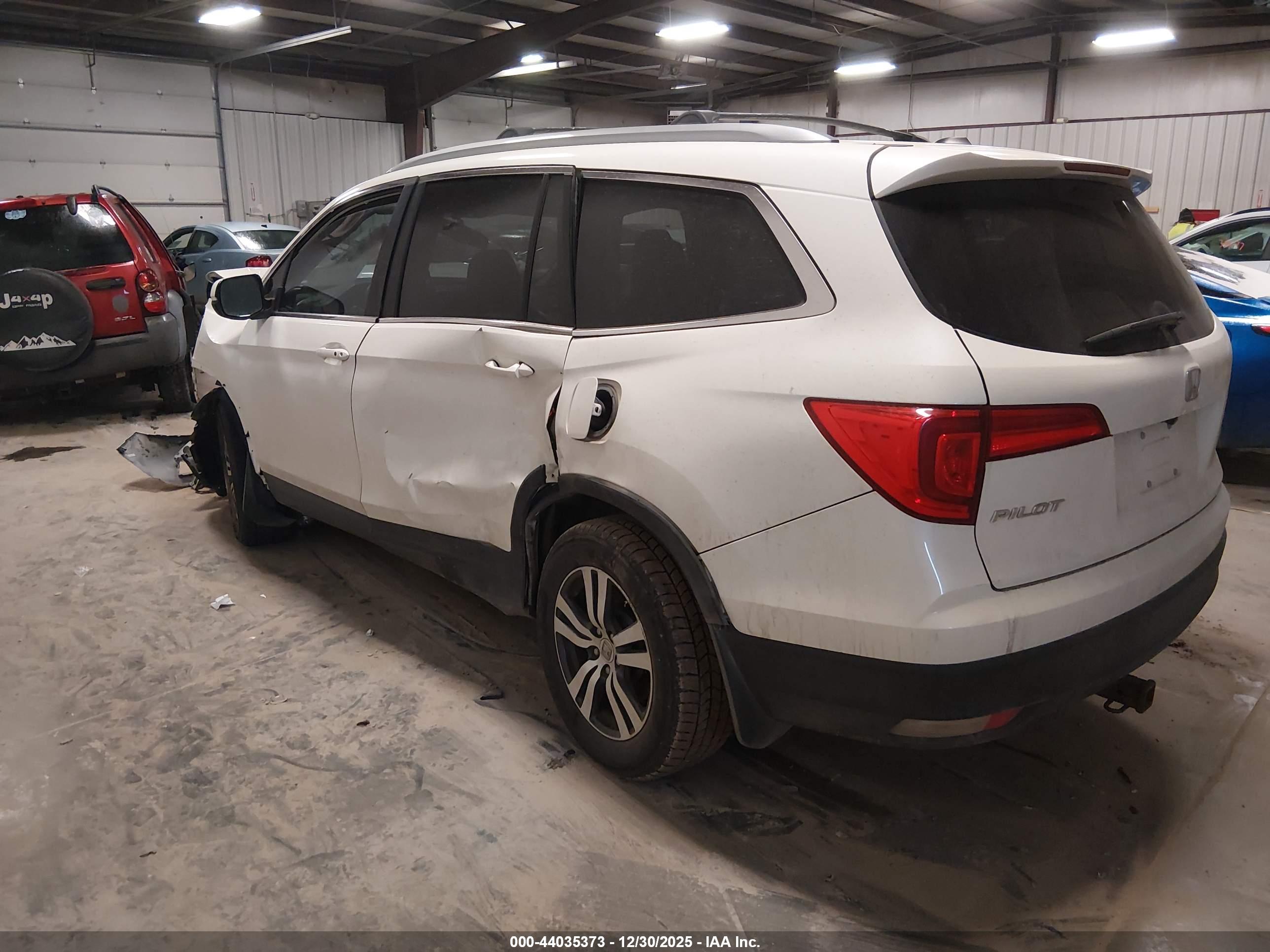 HONDA PILOT image 3