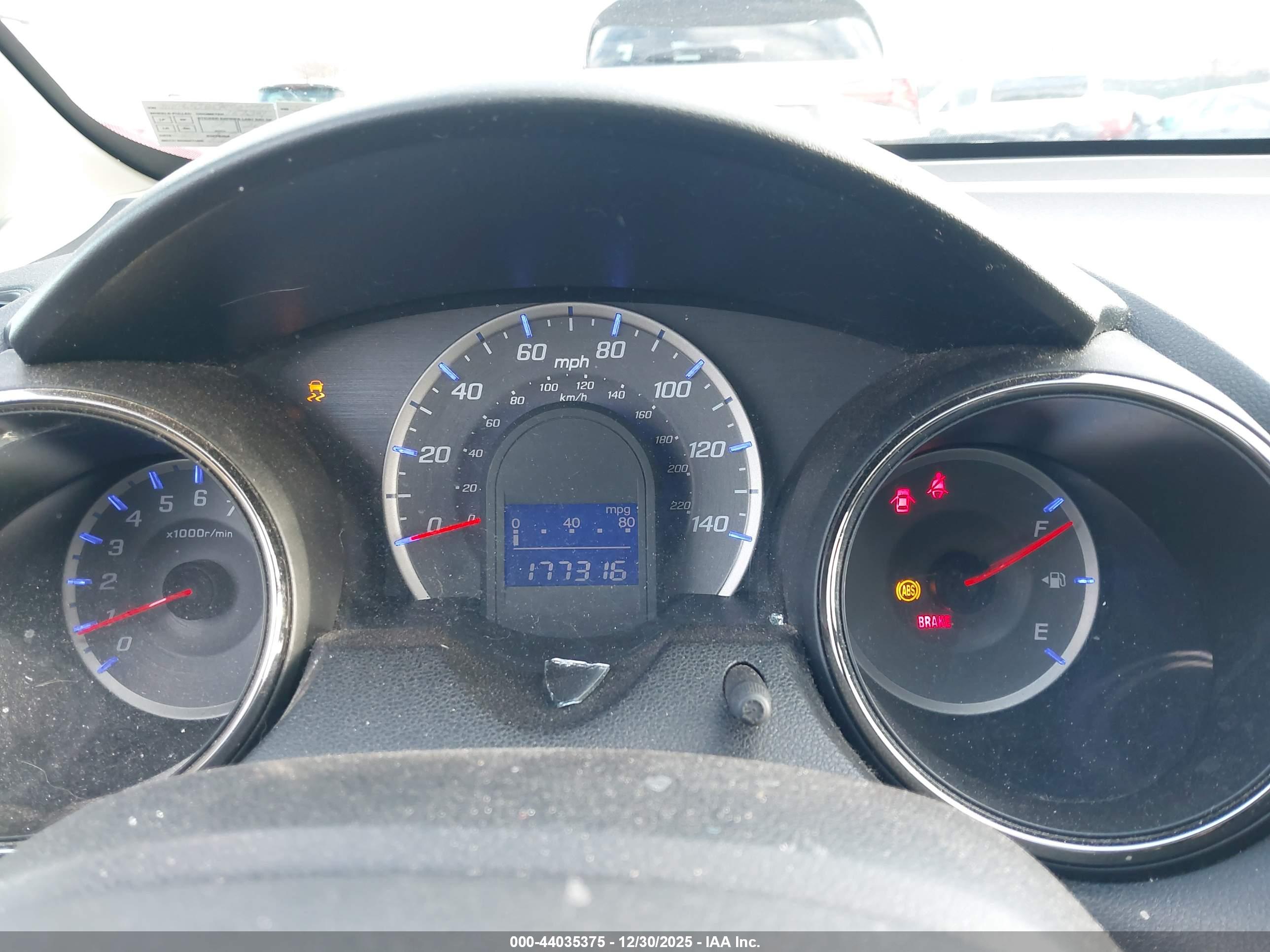 HONDA FIT image 7