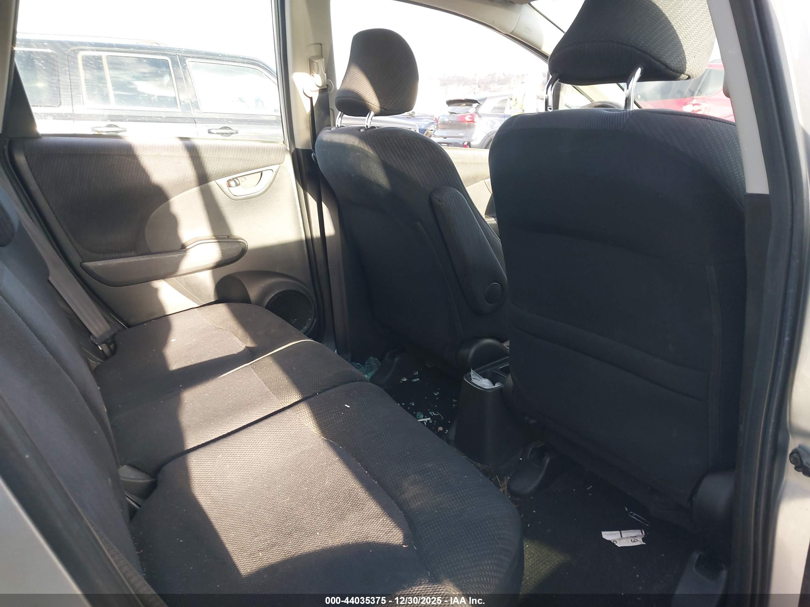 HONDA FIT image 8