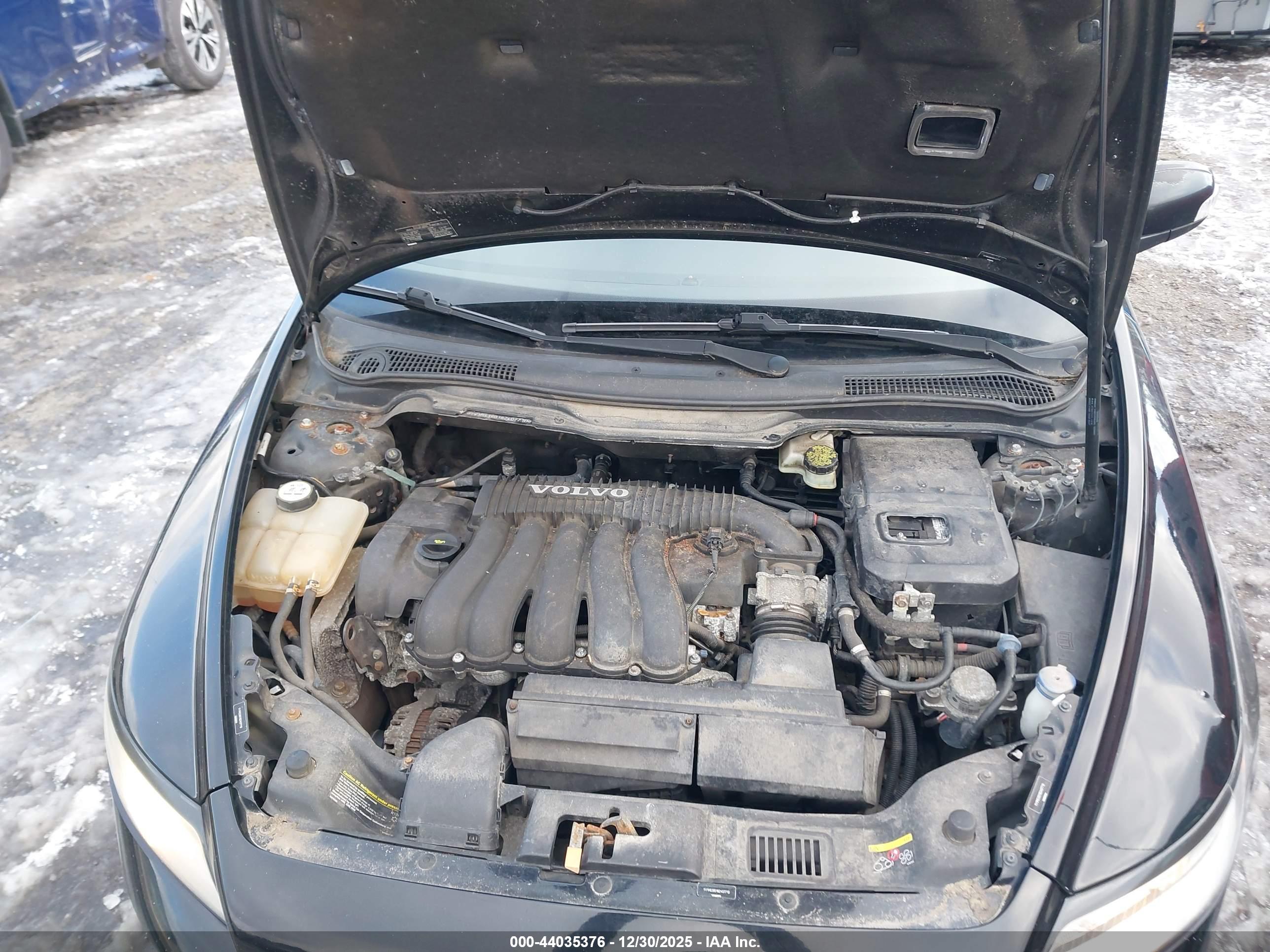 VOLVO S40 image 10