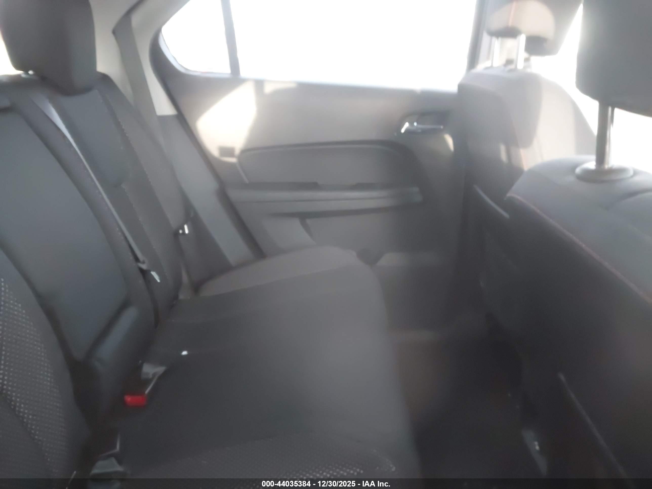 CHEVROLET EQUINOX image 8