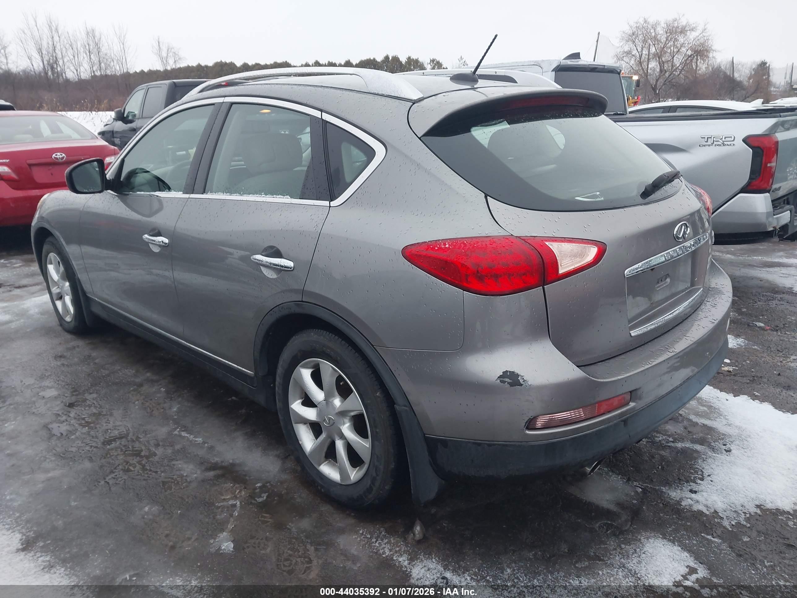 INFINITI EX35 image 3