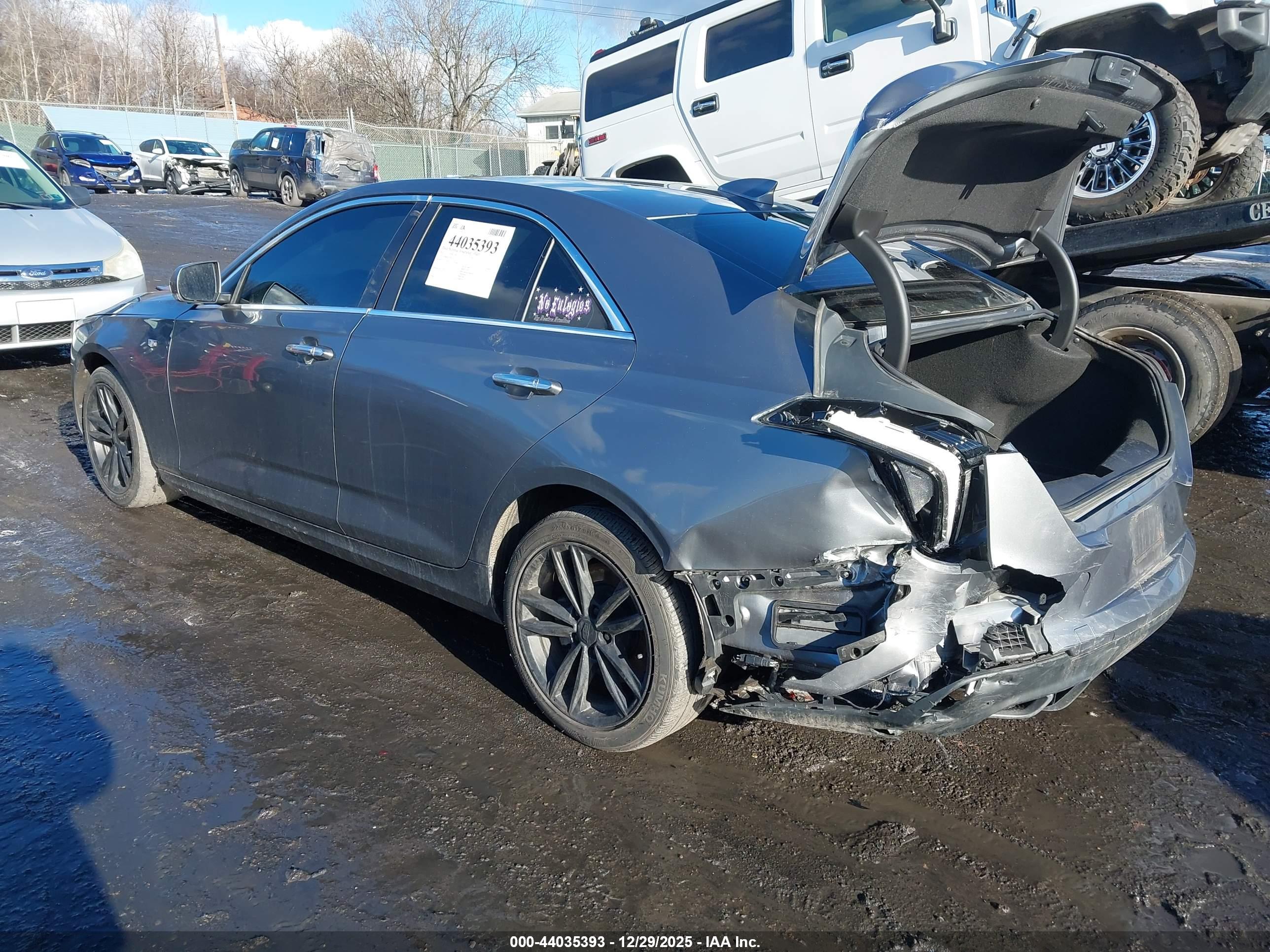 CADILLAC CT4 image 3