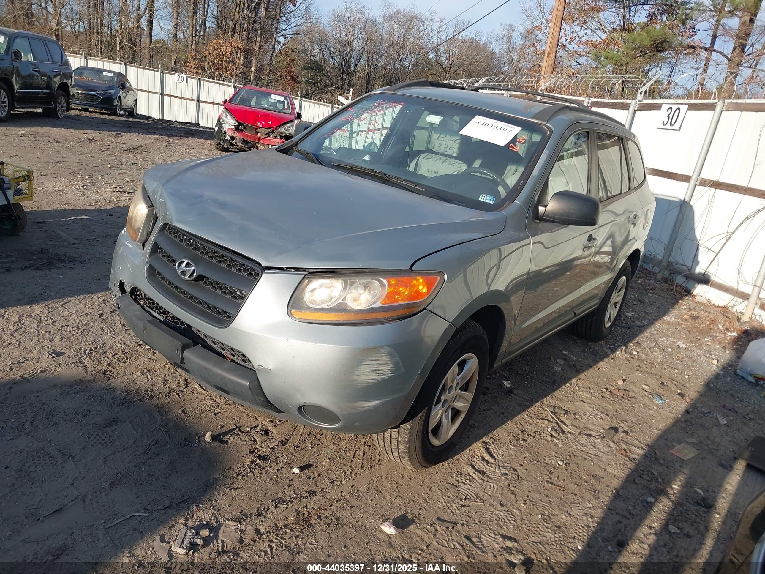 HYUNDAI SANTA image 2