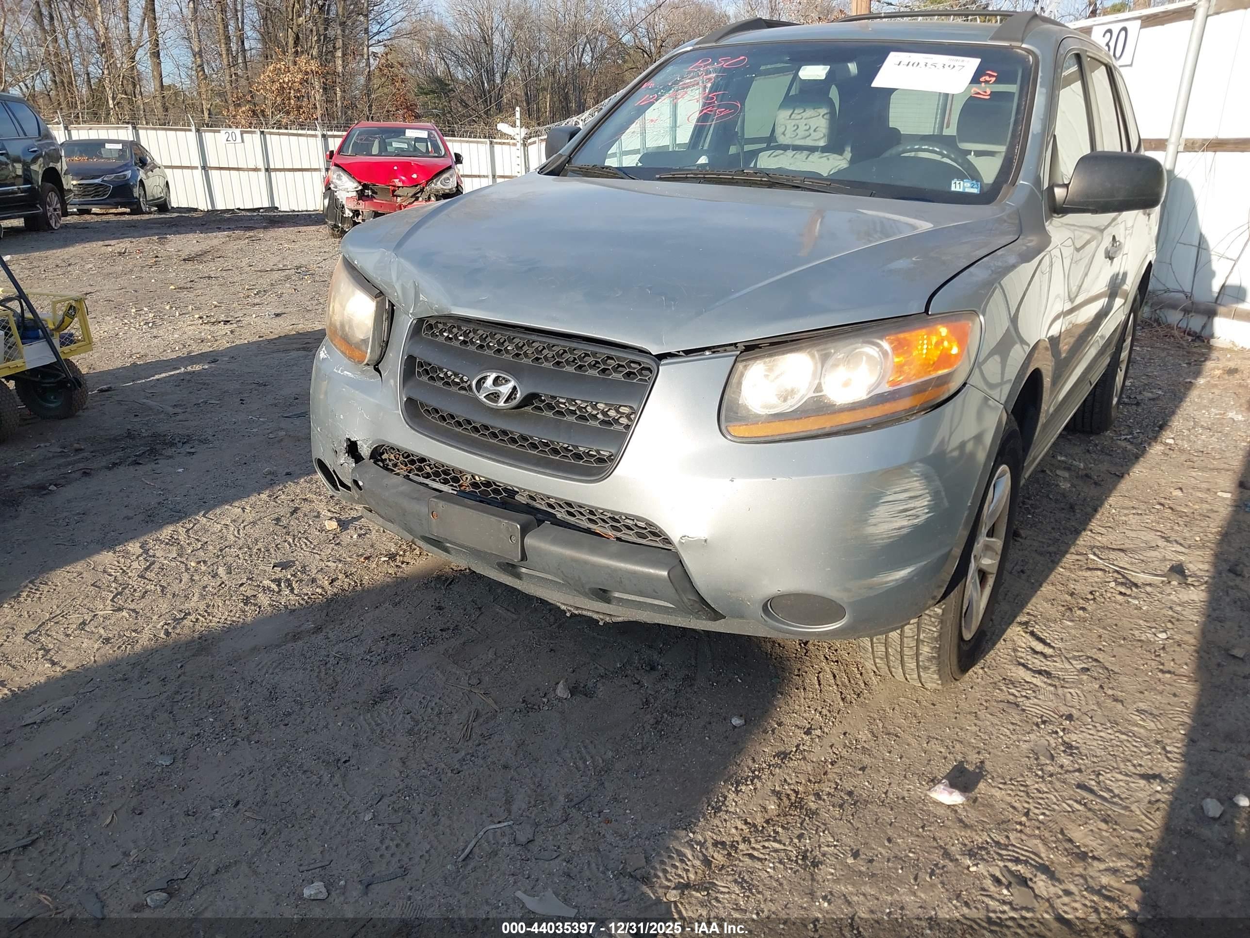 HYUNDAI SANTA image 6