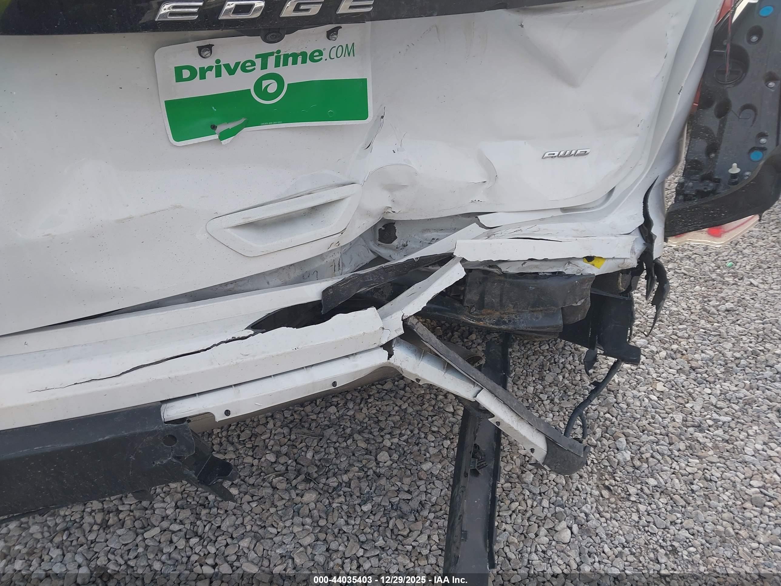 FORD EDGE image 6