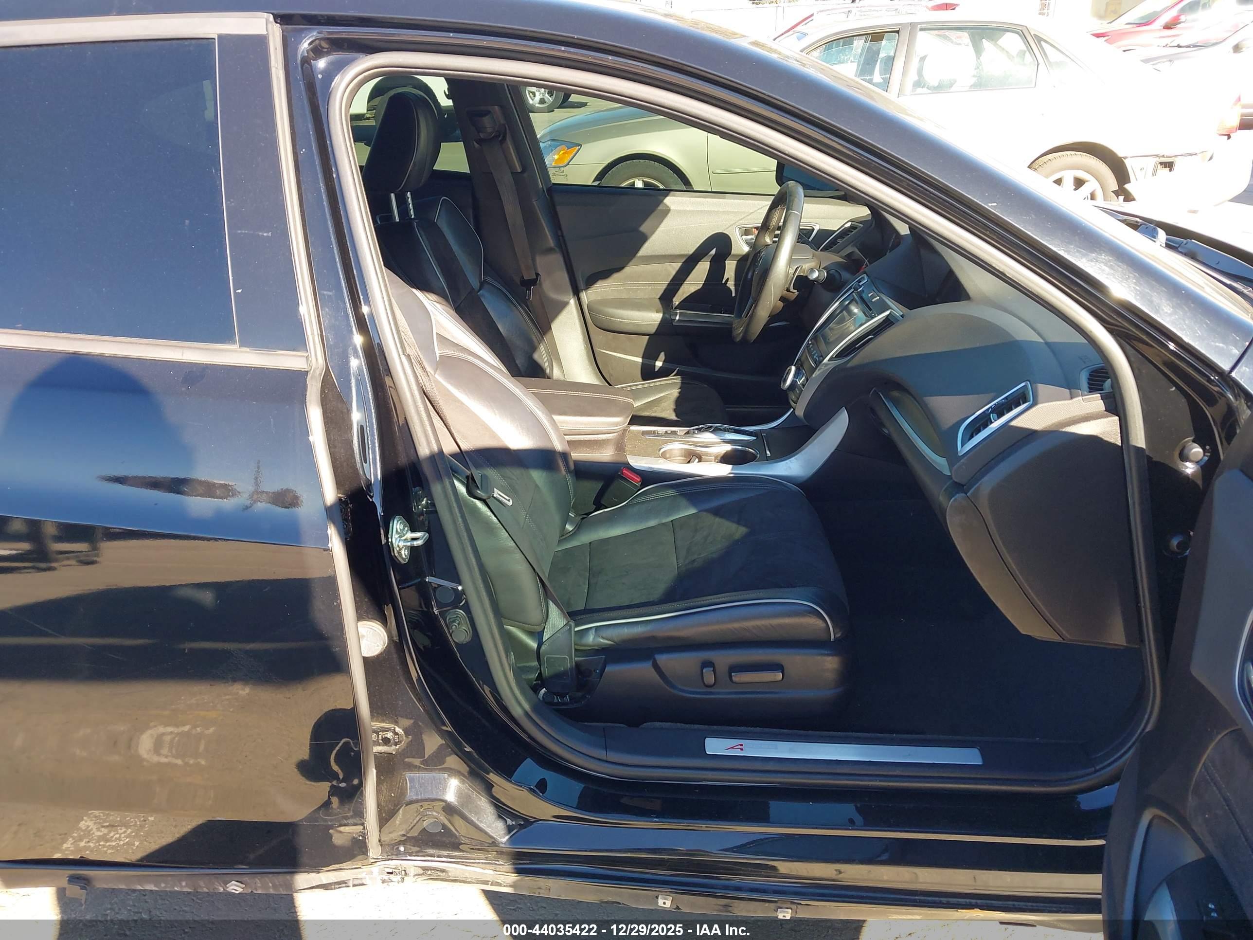 ACURA TLX image 5