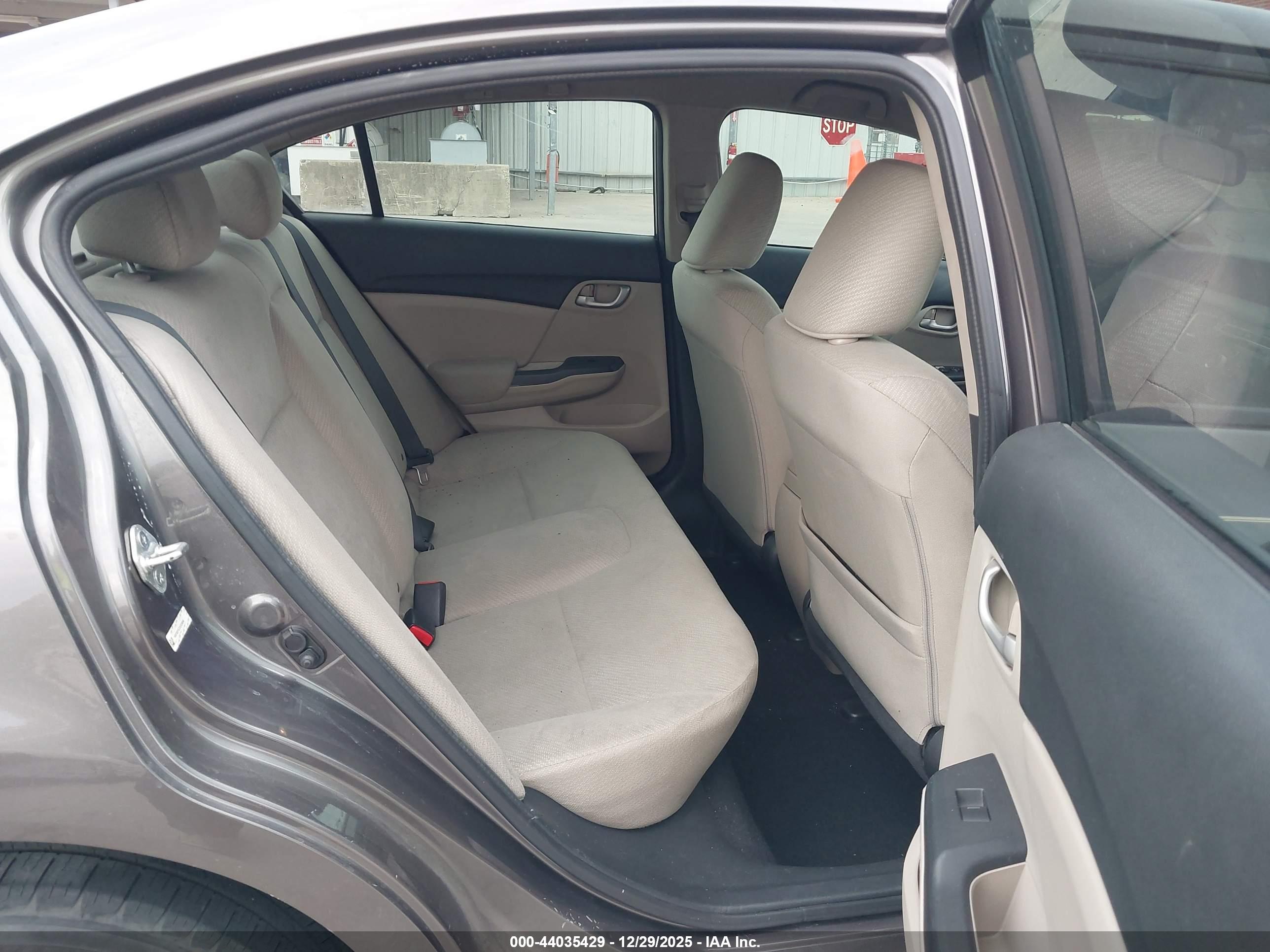 HONDA CIVIC image 8