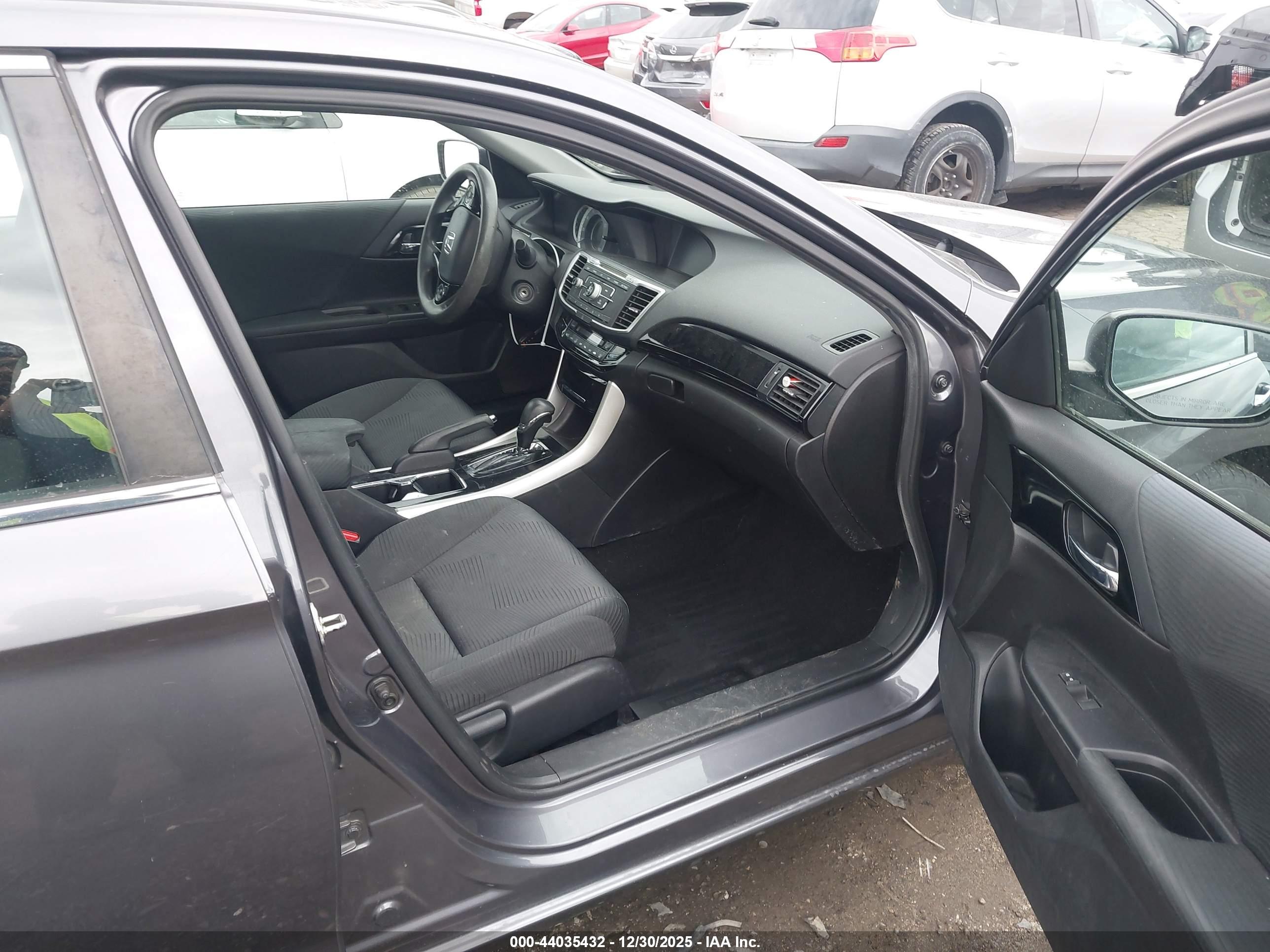 HONDA ACCORD image 5