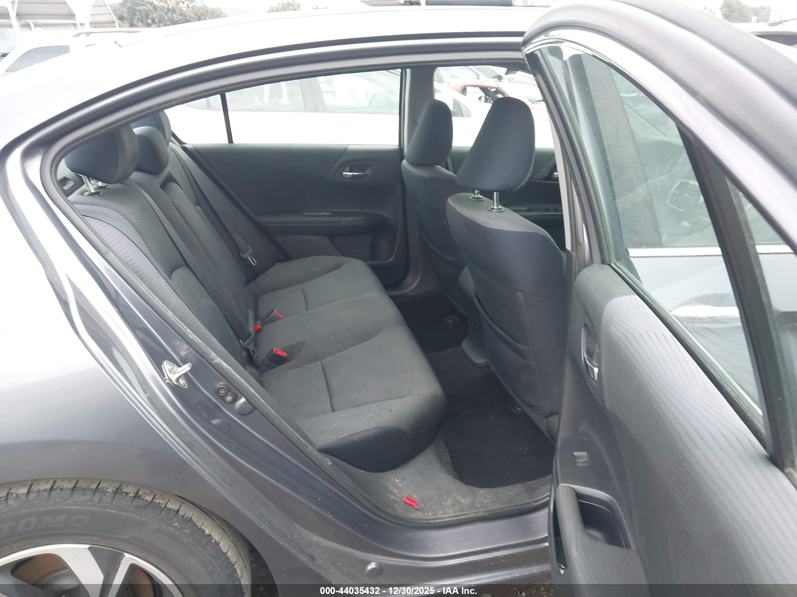 HONDA ACCORD image 8