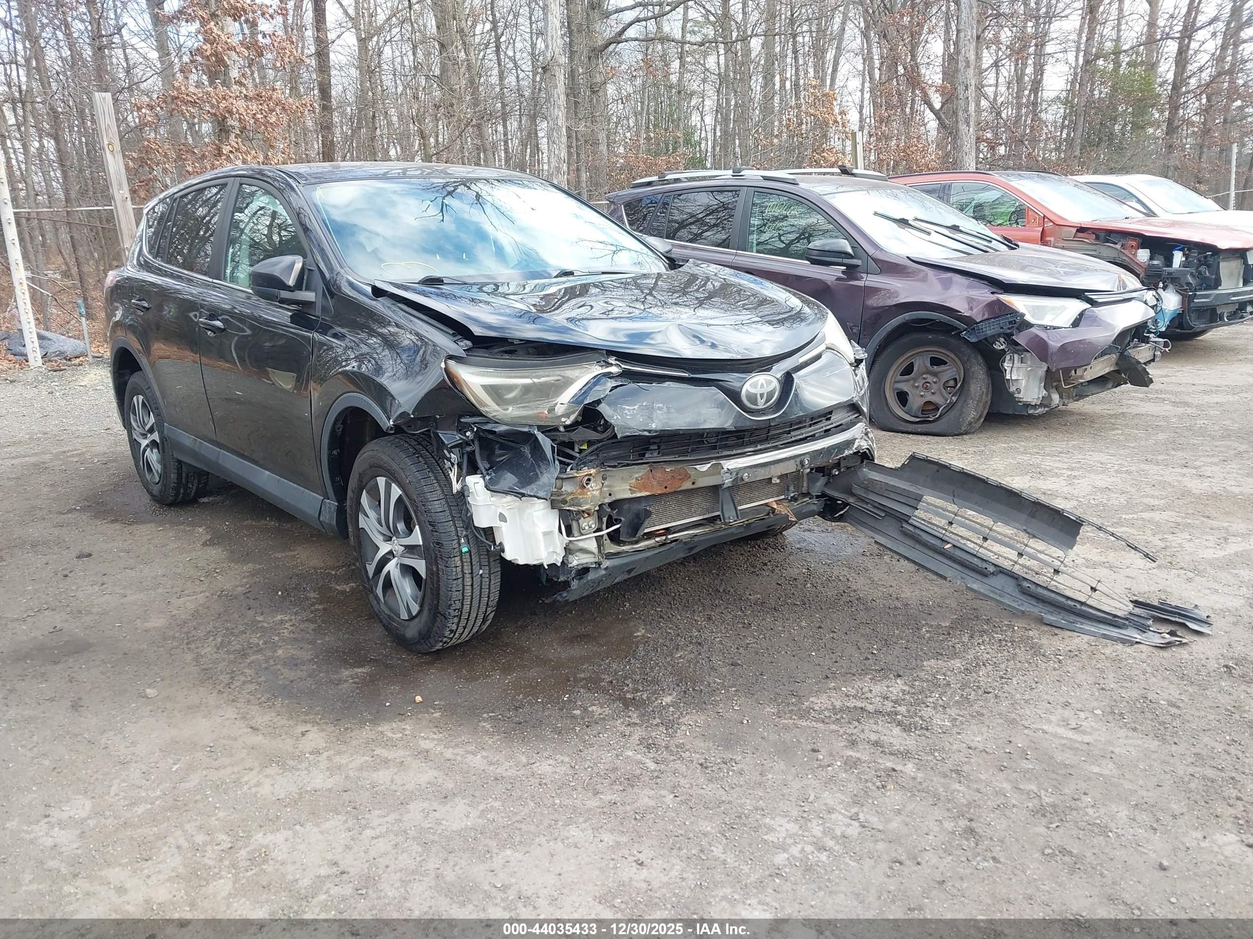 TOYOTA RAV4 image 6