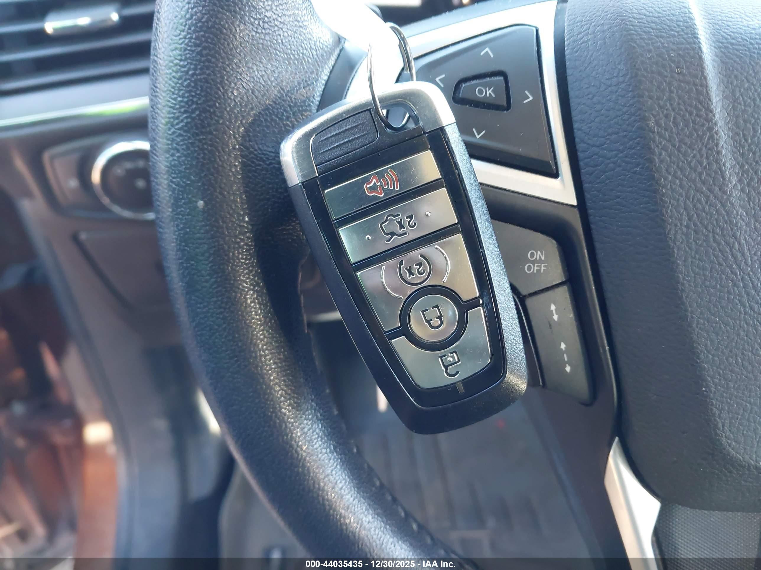 FORD EDGE image 11