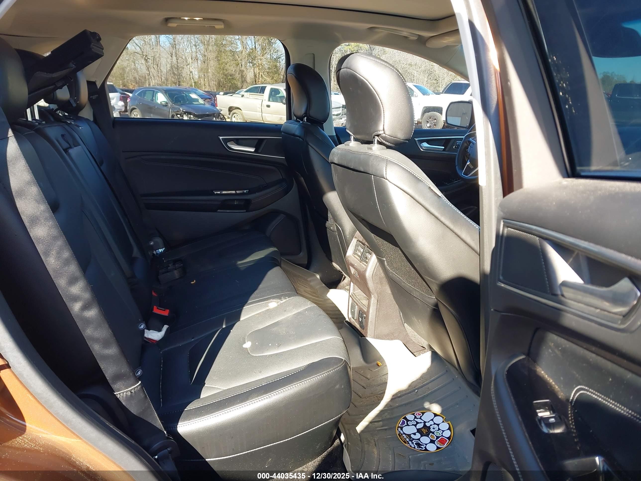 FORD EDGE image 8