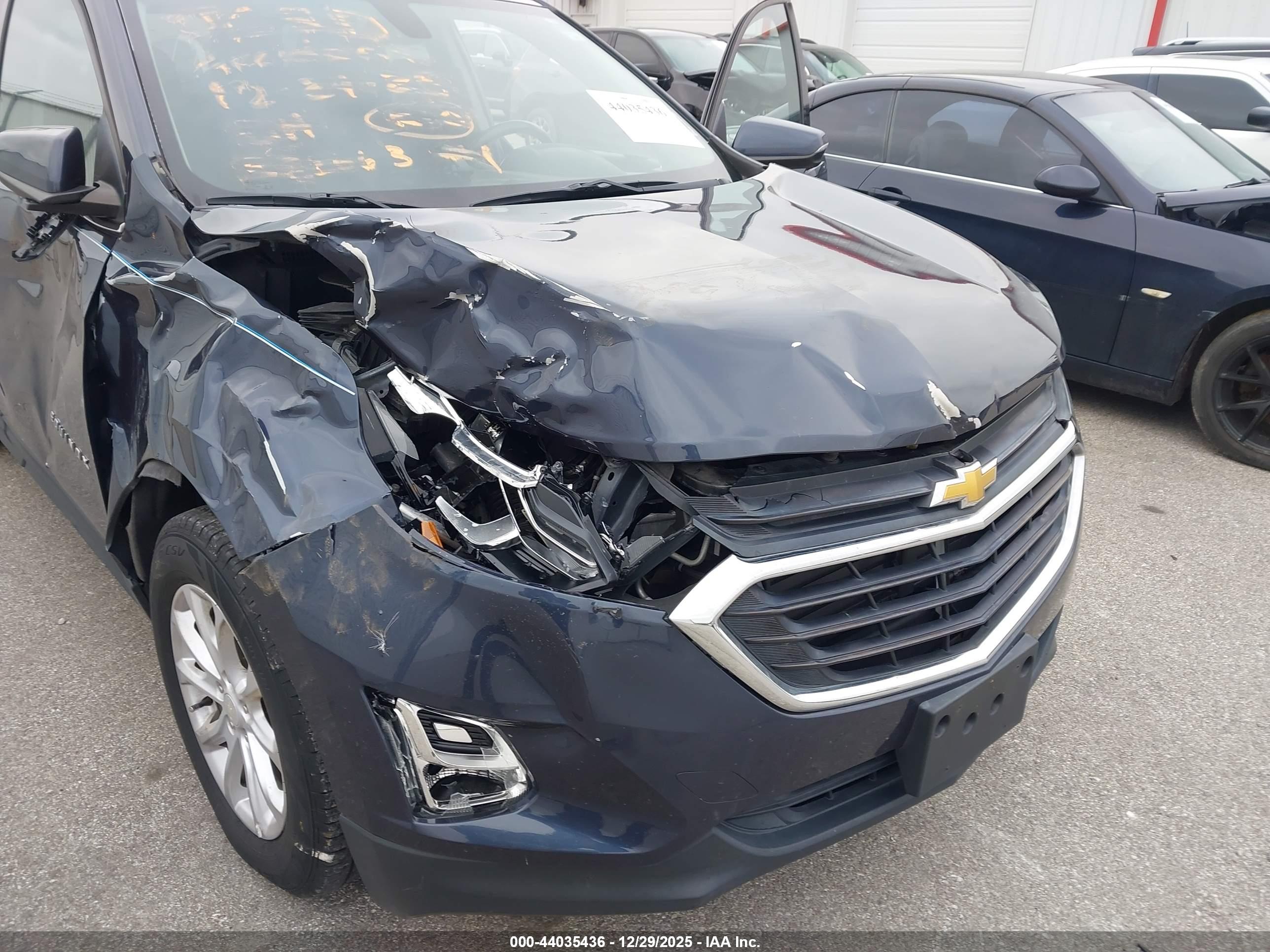 CHEVROLET EQUINOX image 6