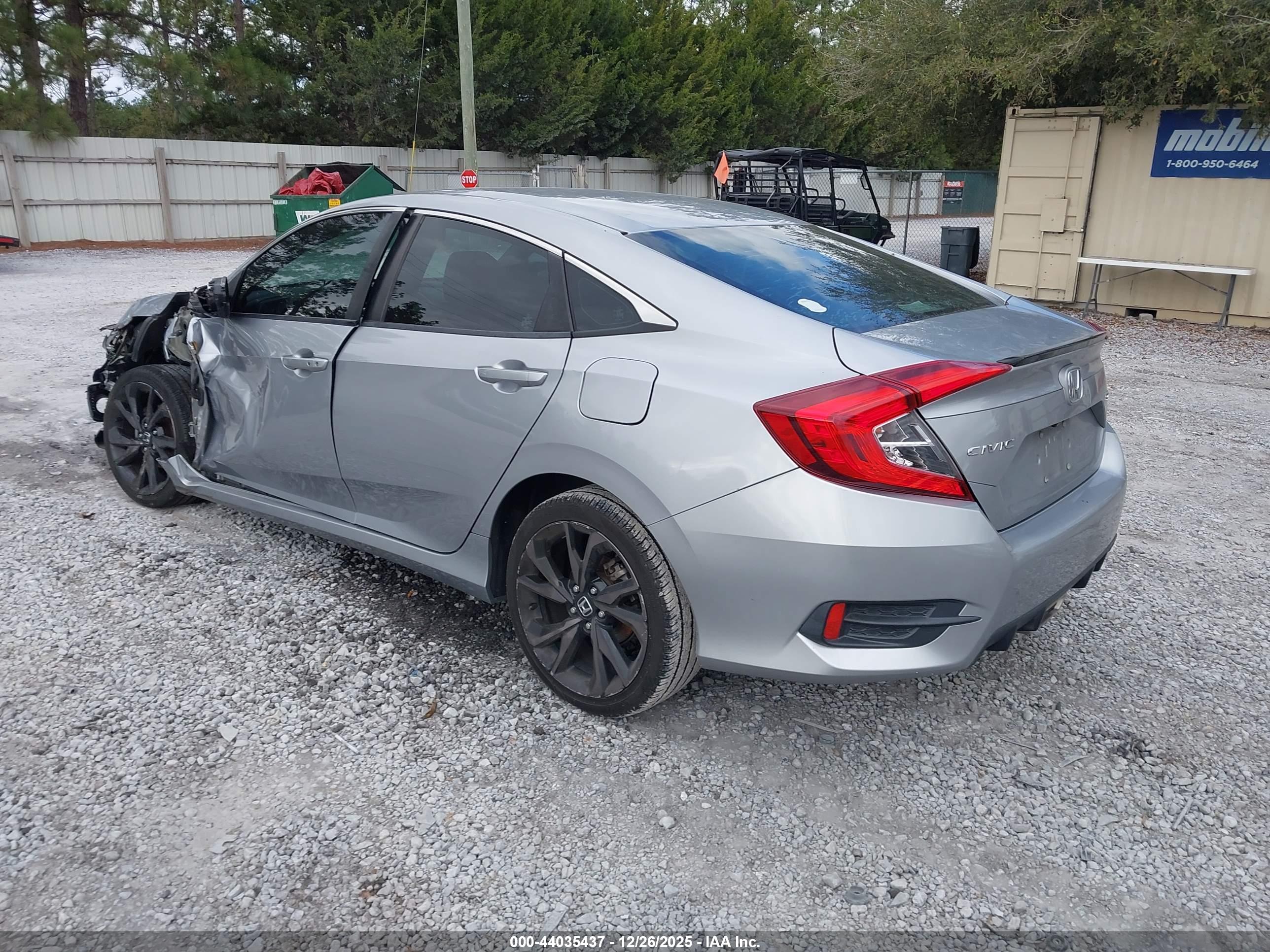 HONDA CIVIC image 3