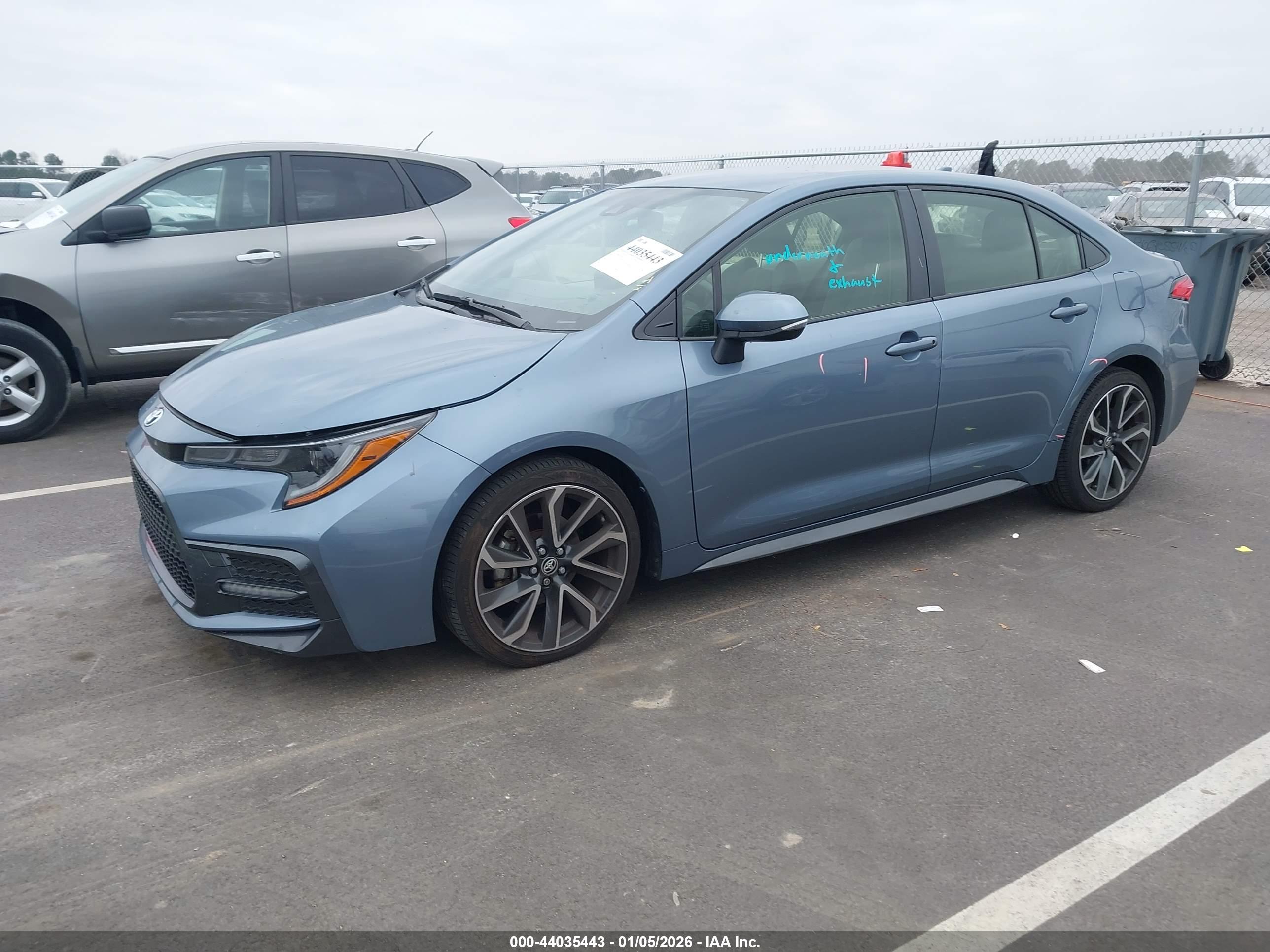 TOYOTA COROLLA image 2