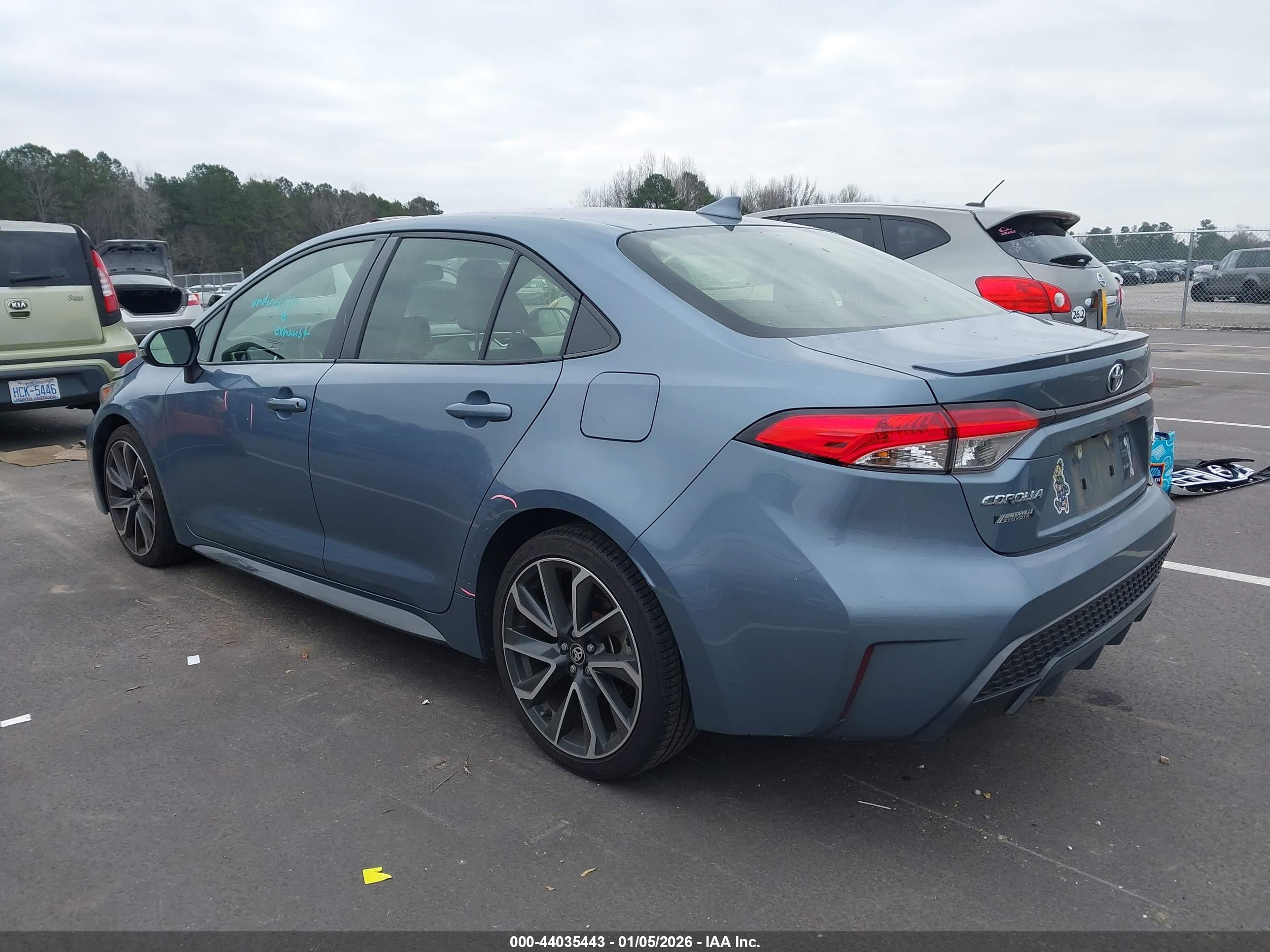 TOYOTA COROLLA image 3