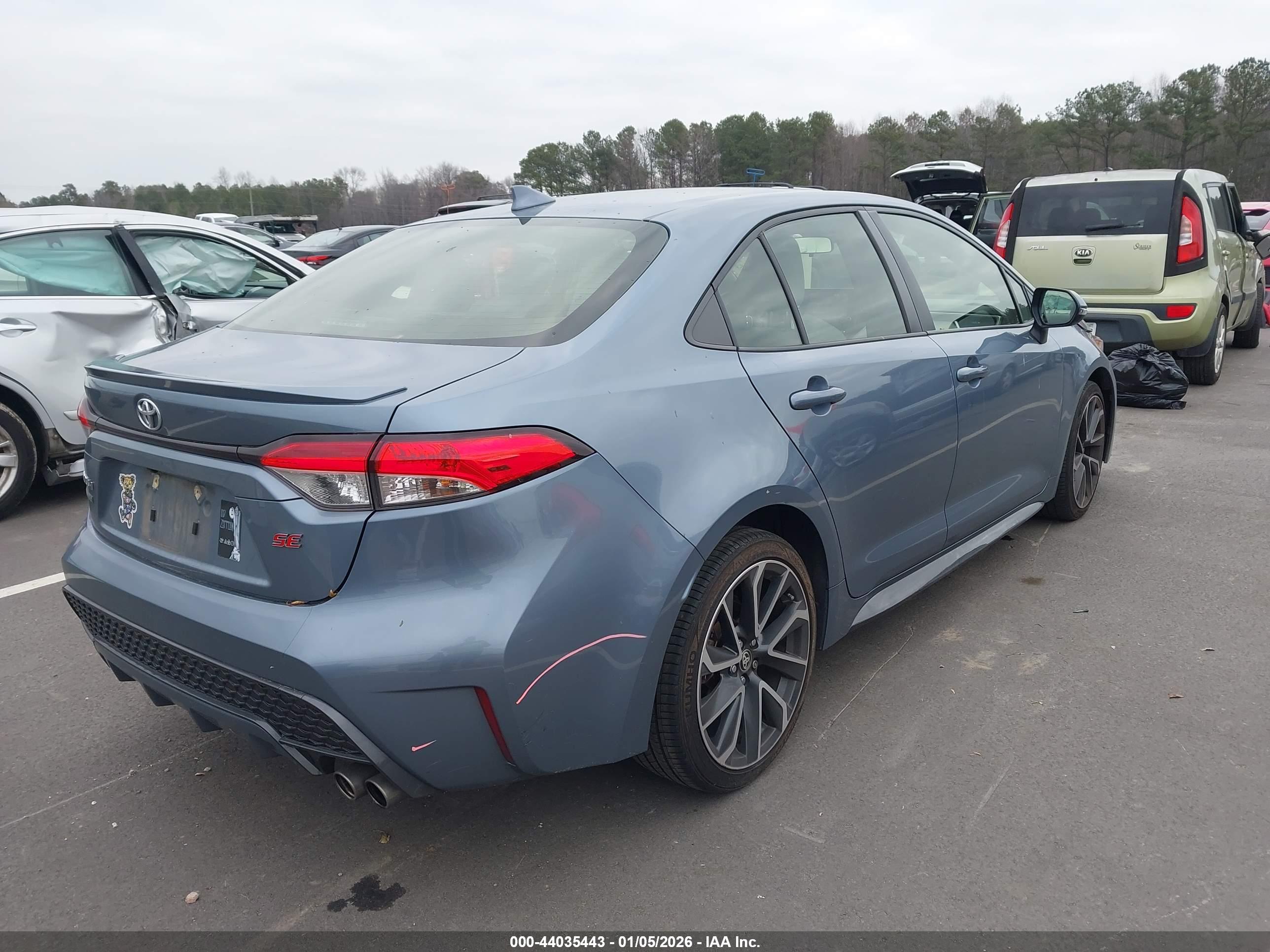 TOYOTA COROLLA image 4