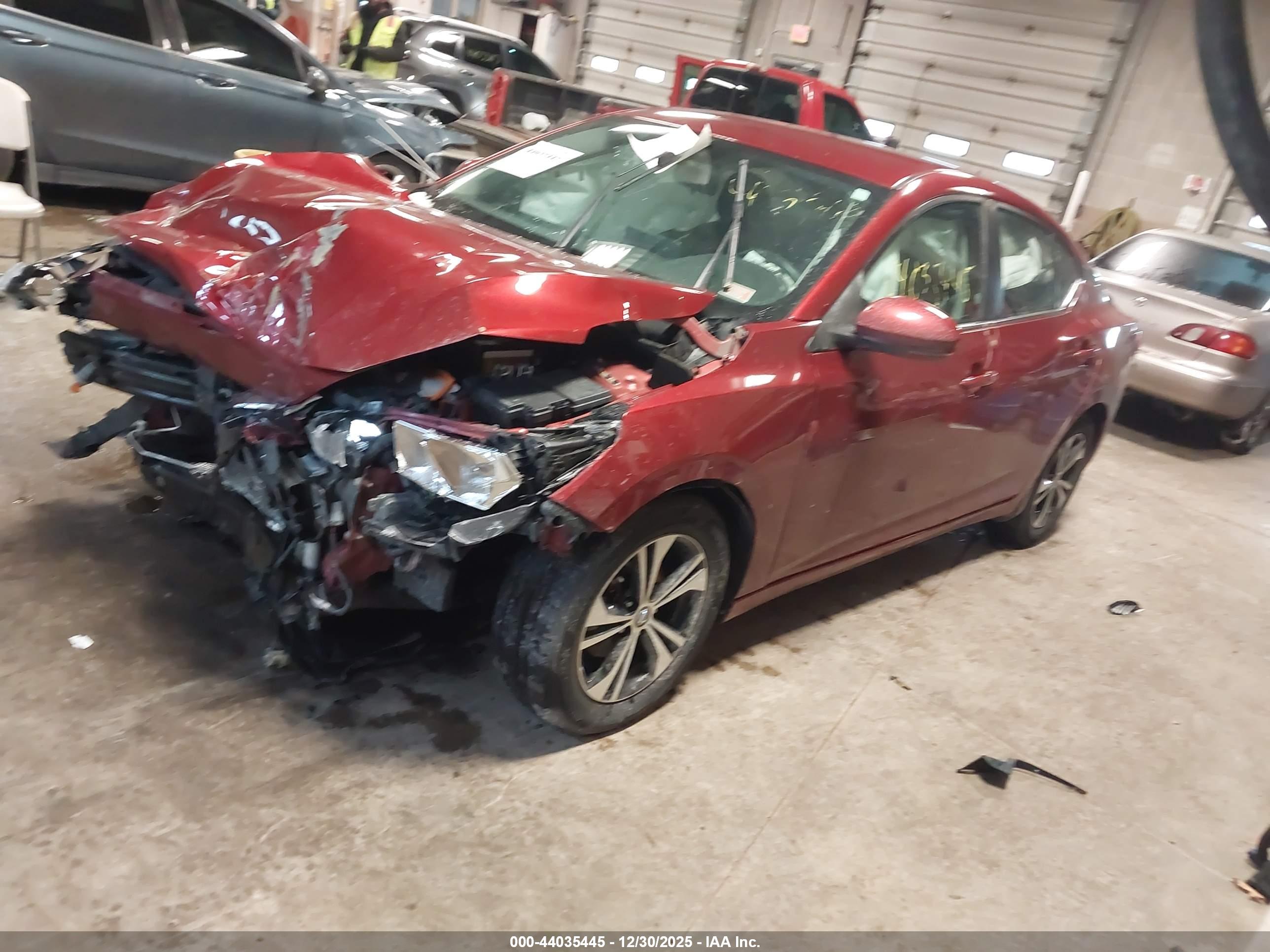 NISSAN SENTRA image 2