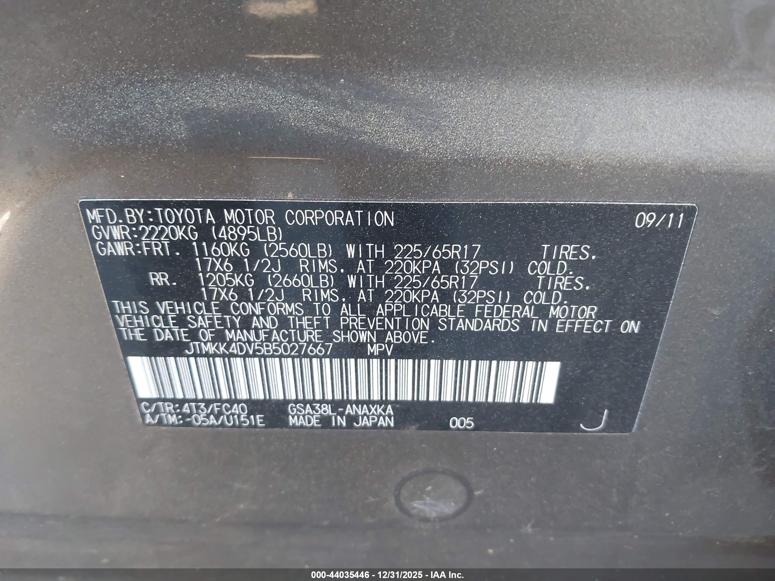 TOYOTA RAV4 image 9
