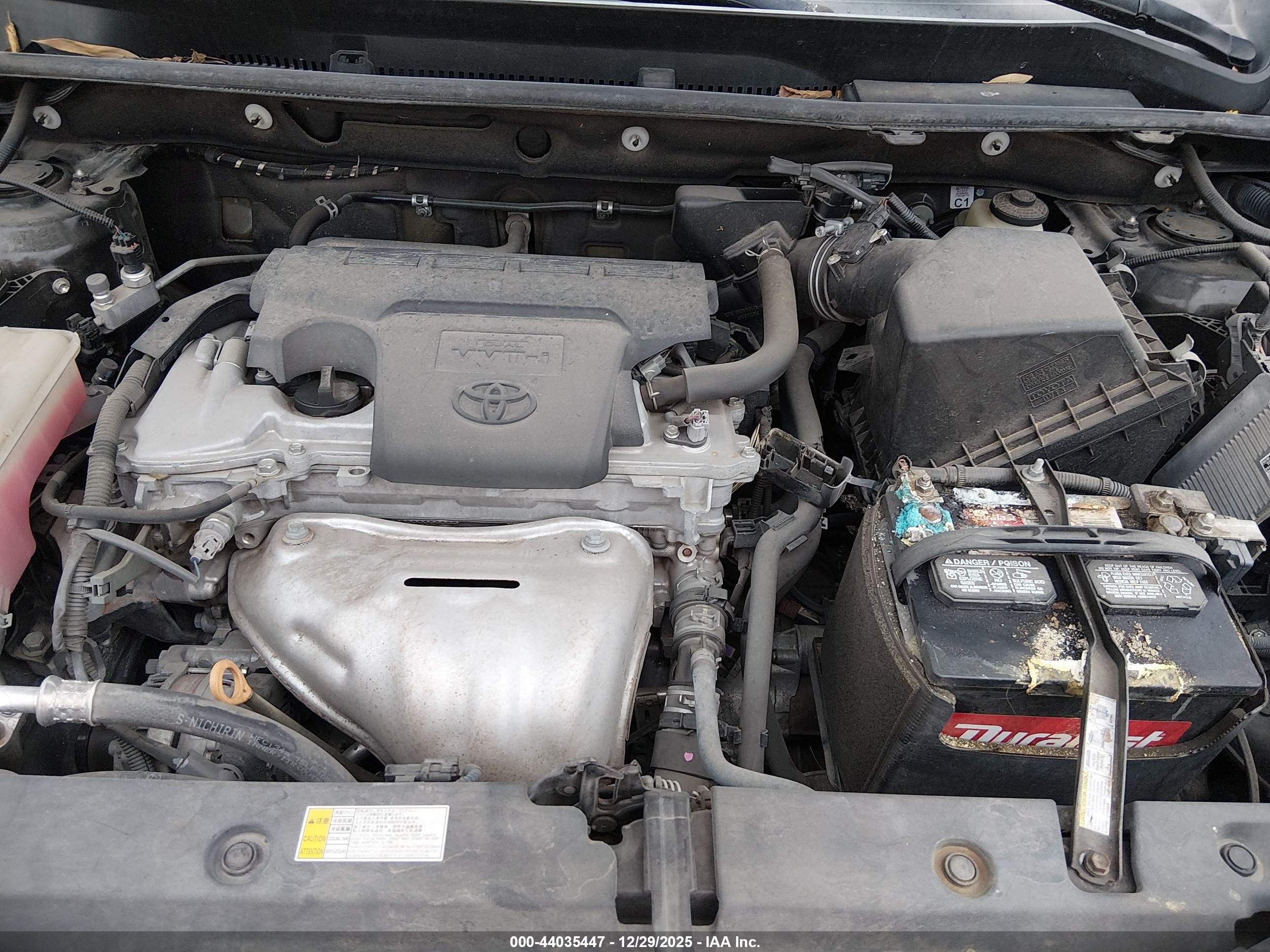 TOYOTA RAV4 image 10