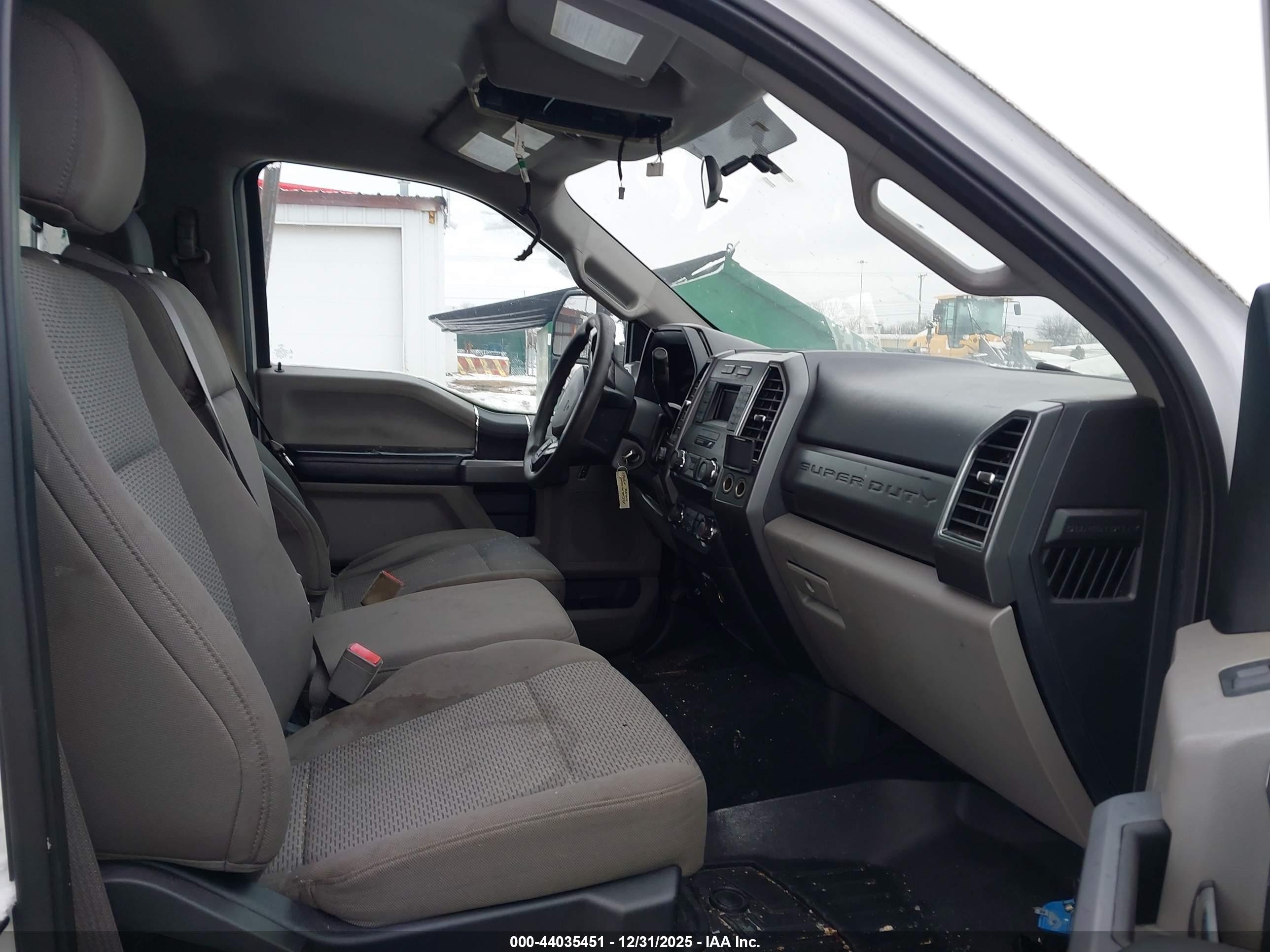 FORD F-250 image 5