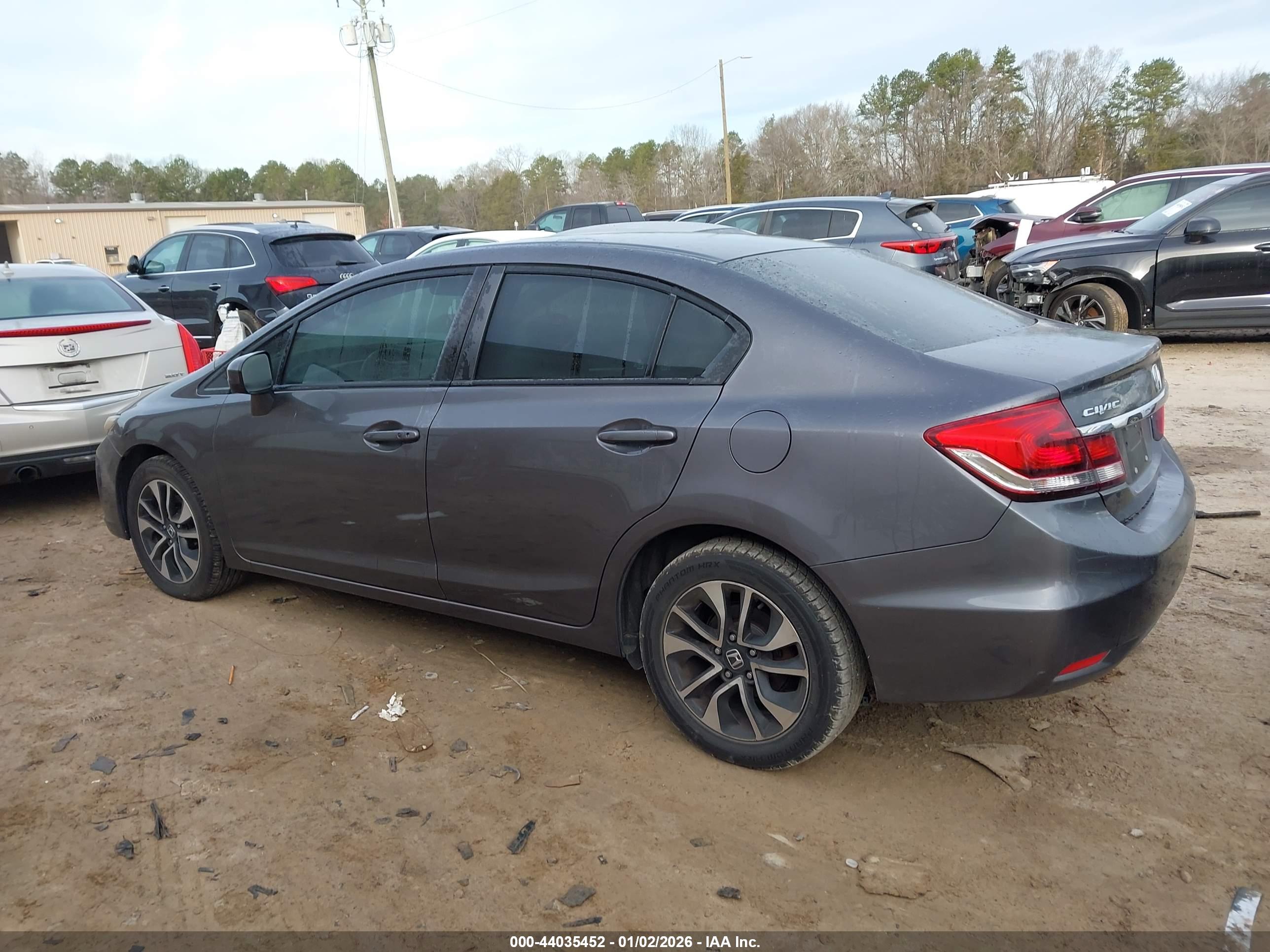 HONDA CIVIC image 3