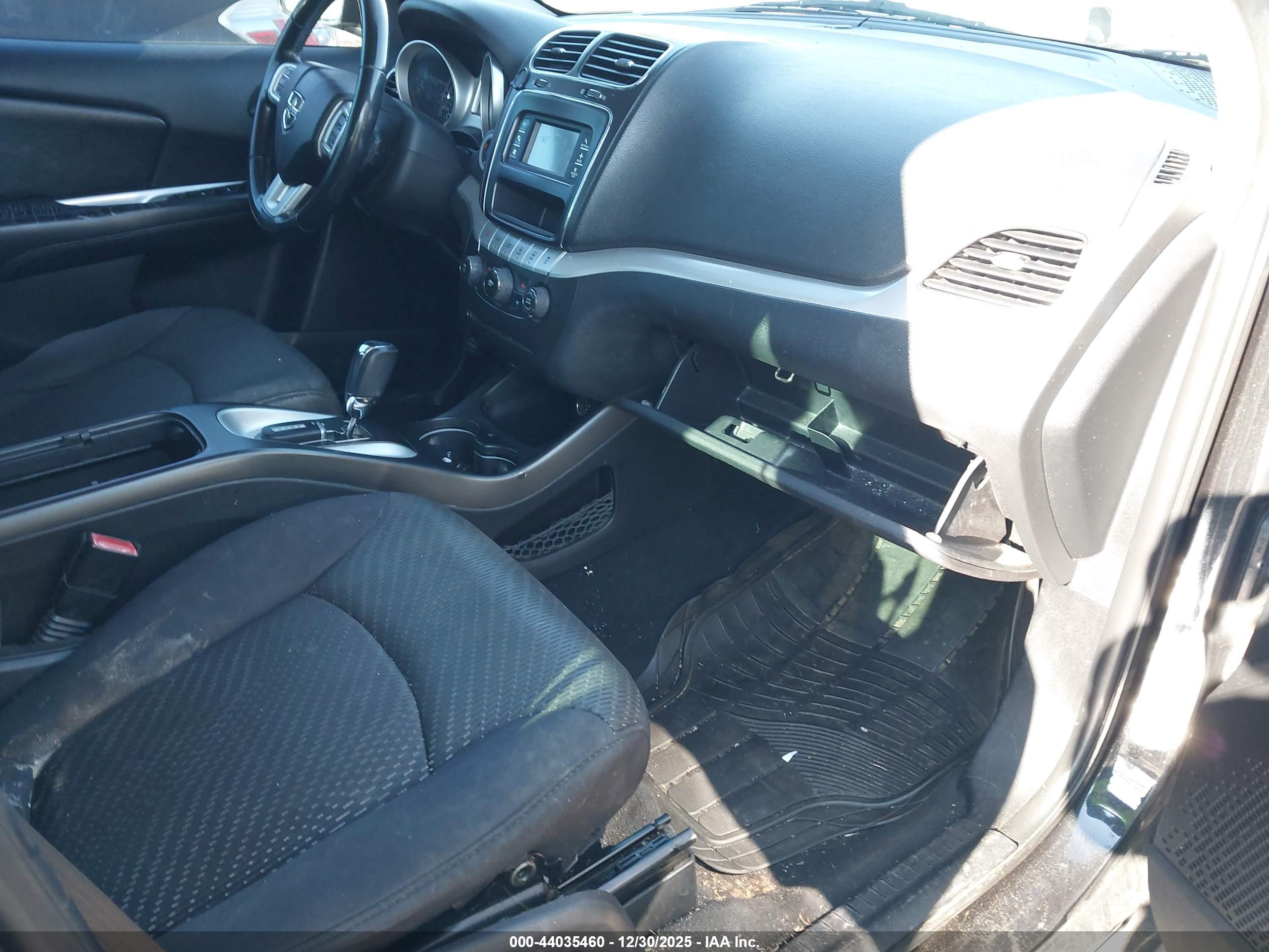 DODGE JOURNEY image 5
