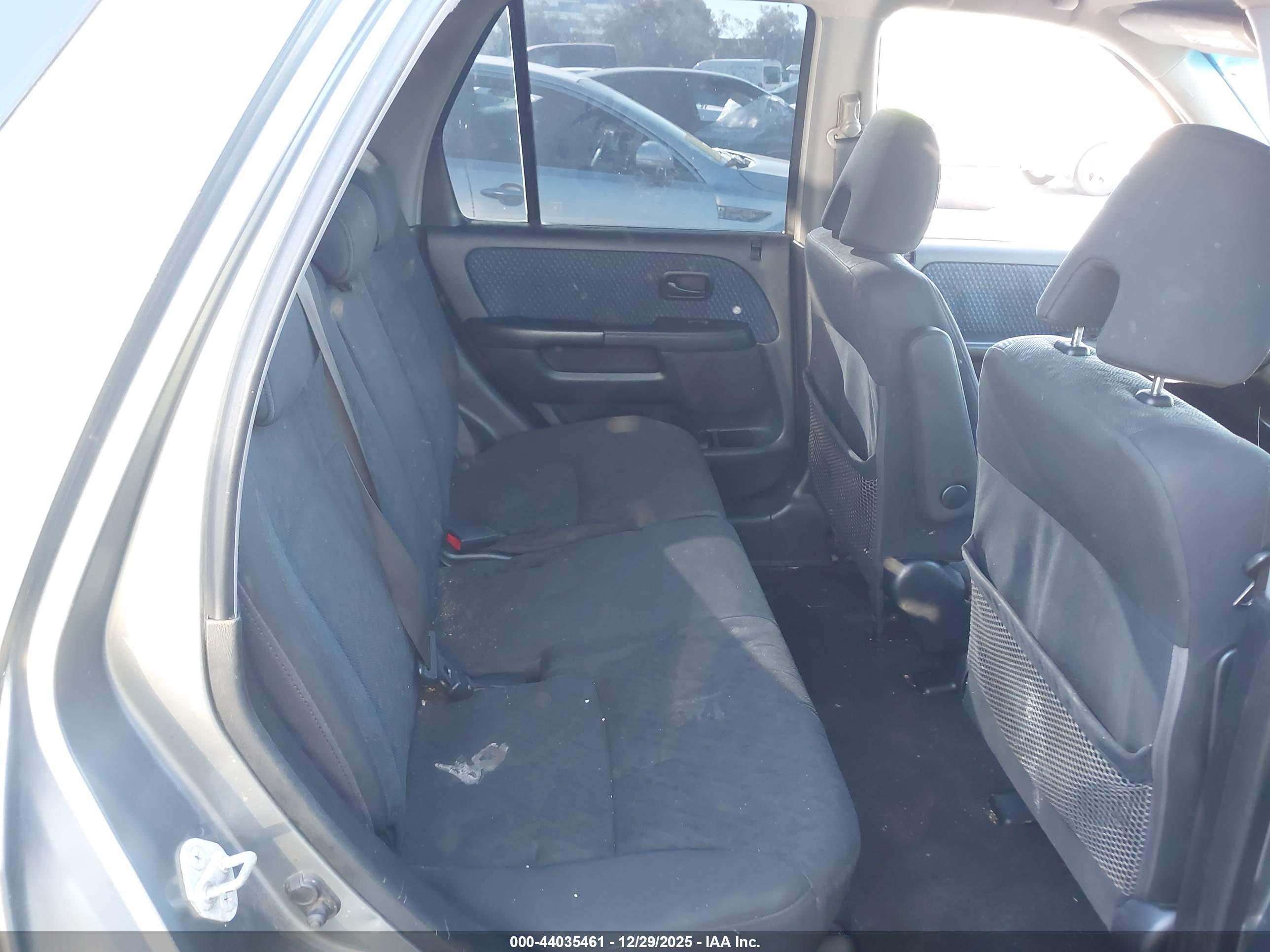 HONDA CR-V image 8