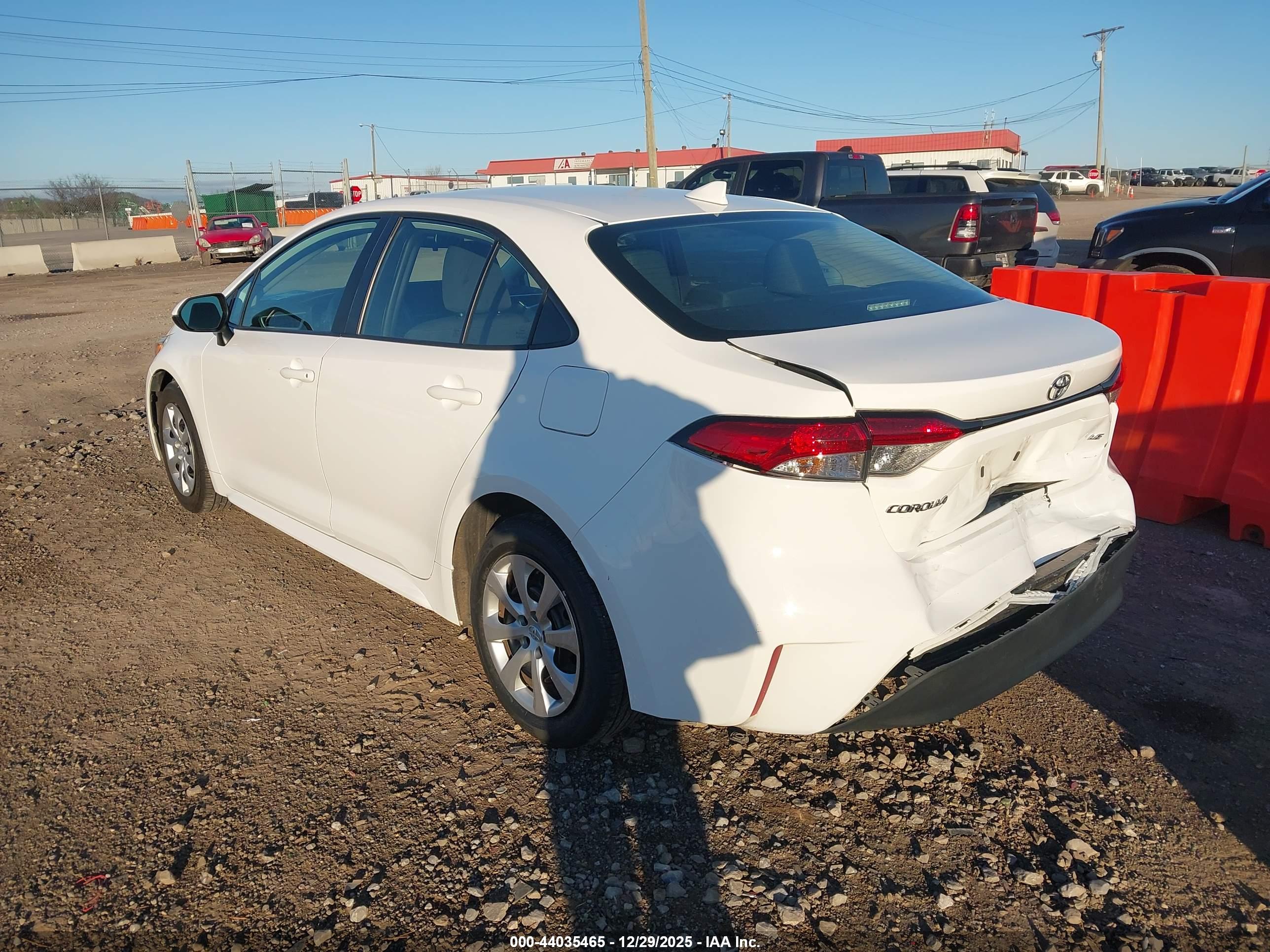 TOYOTA COROLLA image 3
