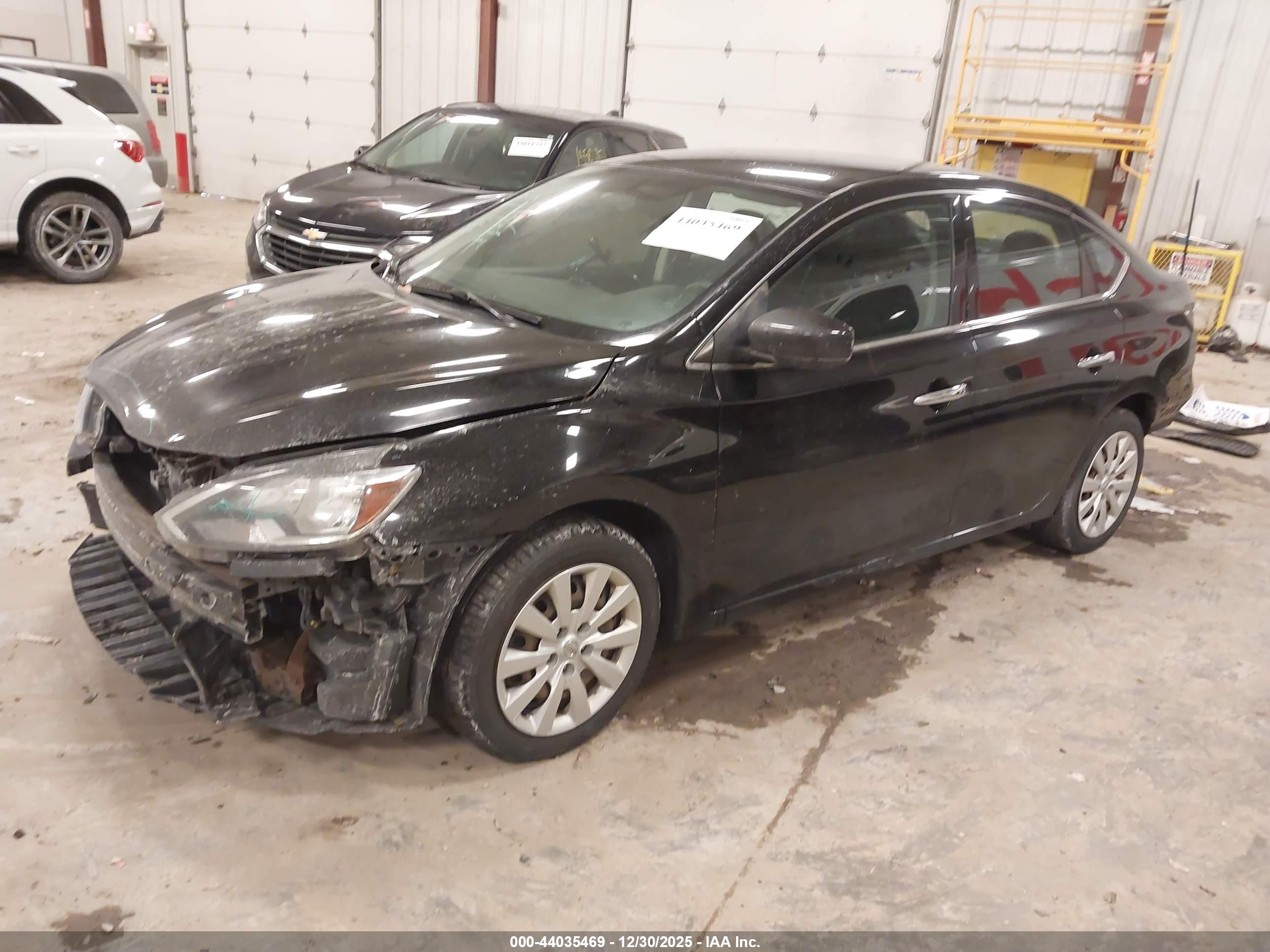 NISSAN SENTRA image 2