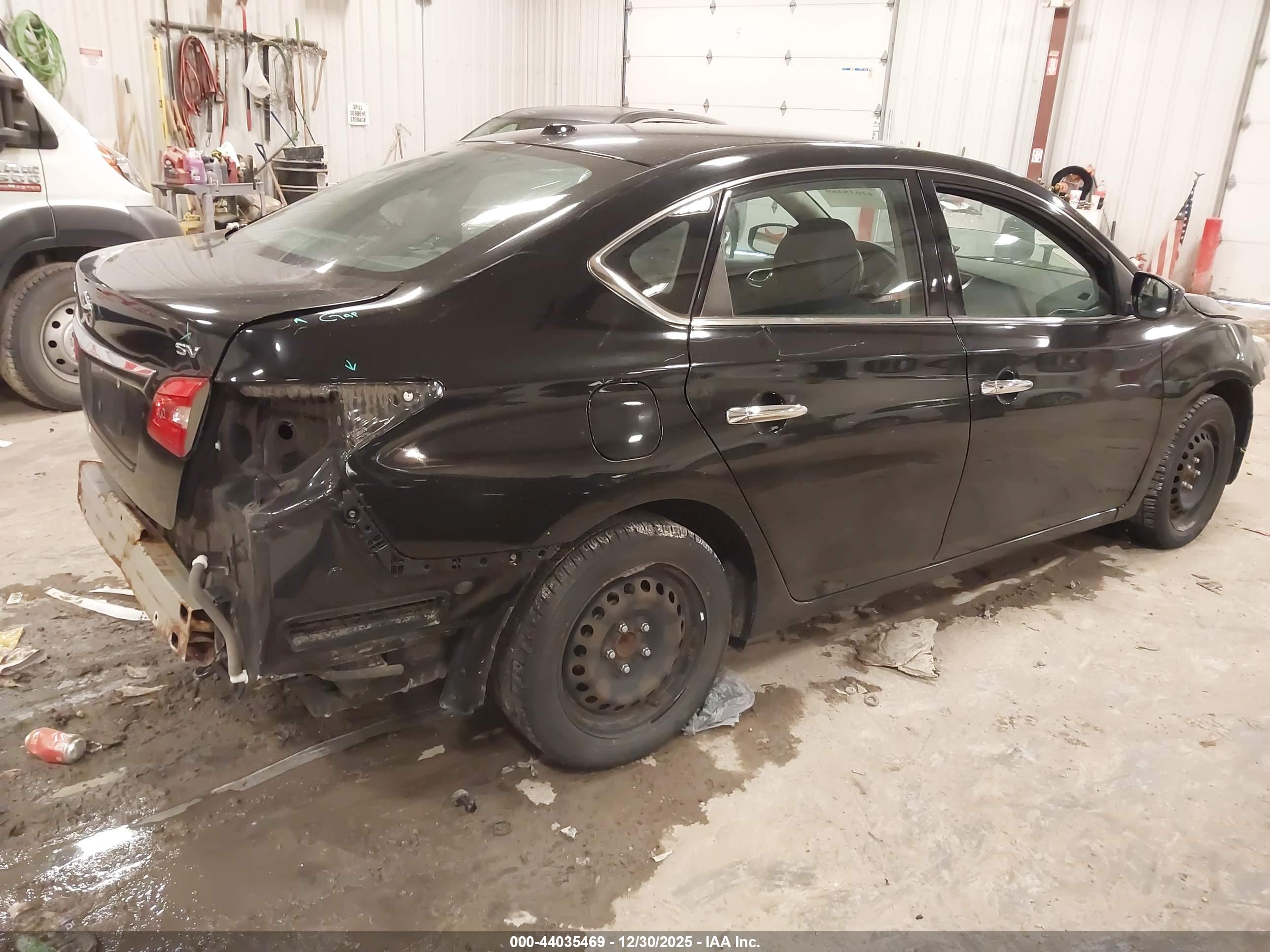 NISSAN SENTRA image 4