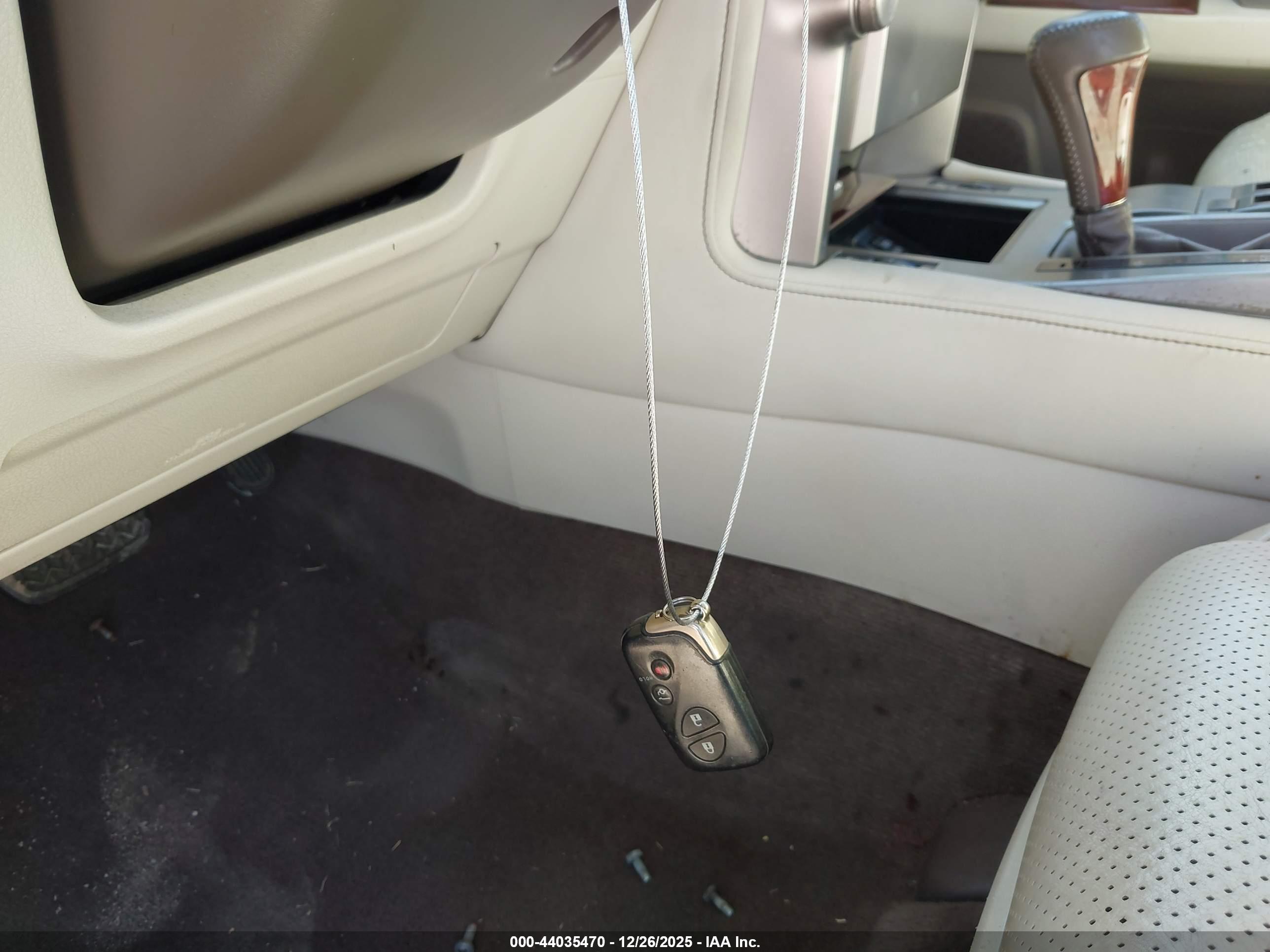 LEXUS GX image 11