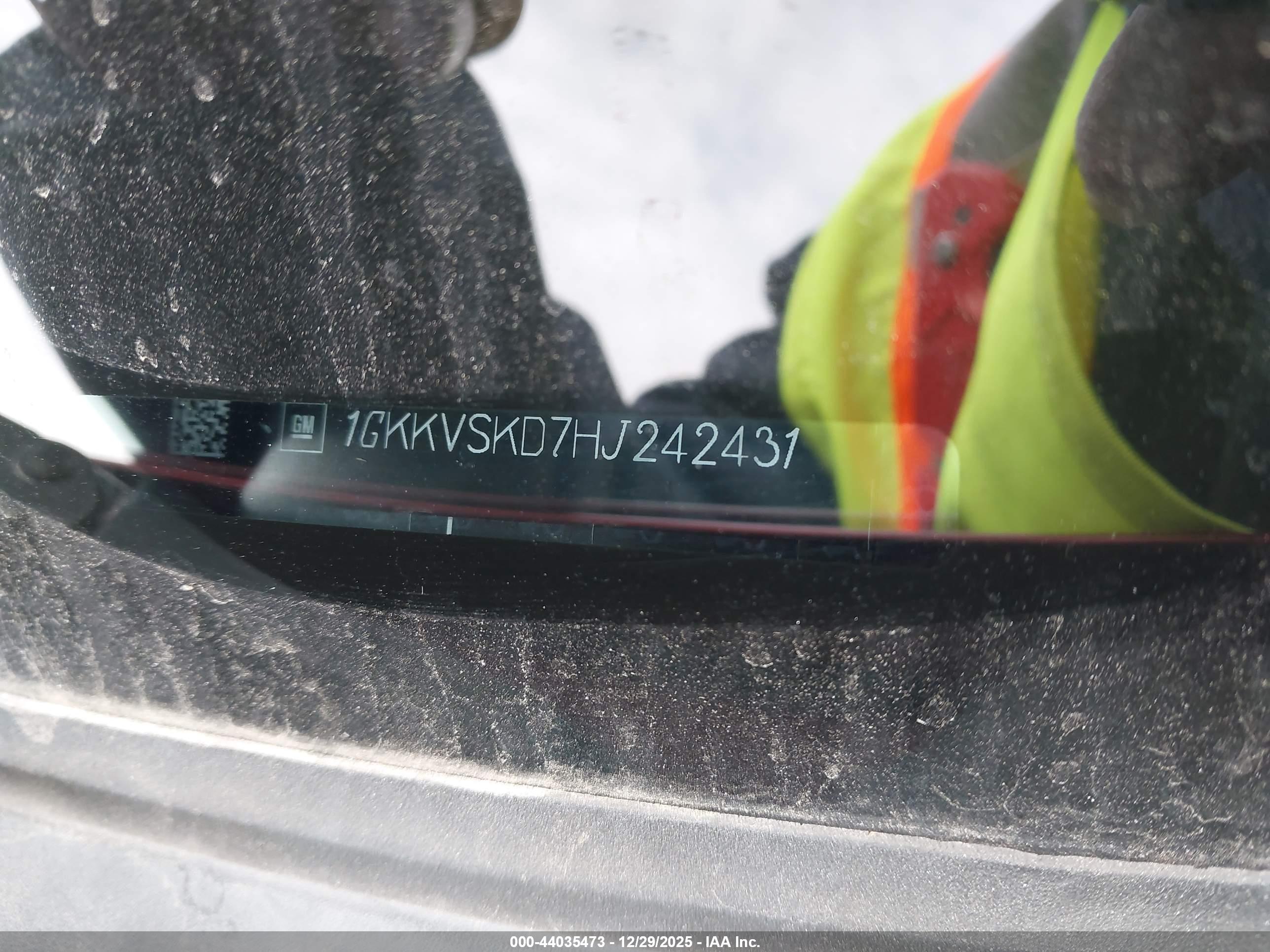 GMC ACADIA image 9